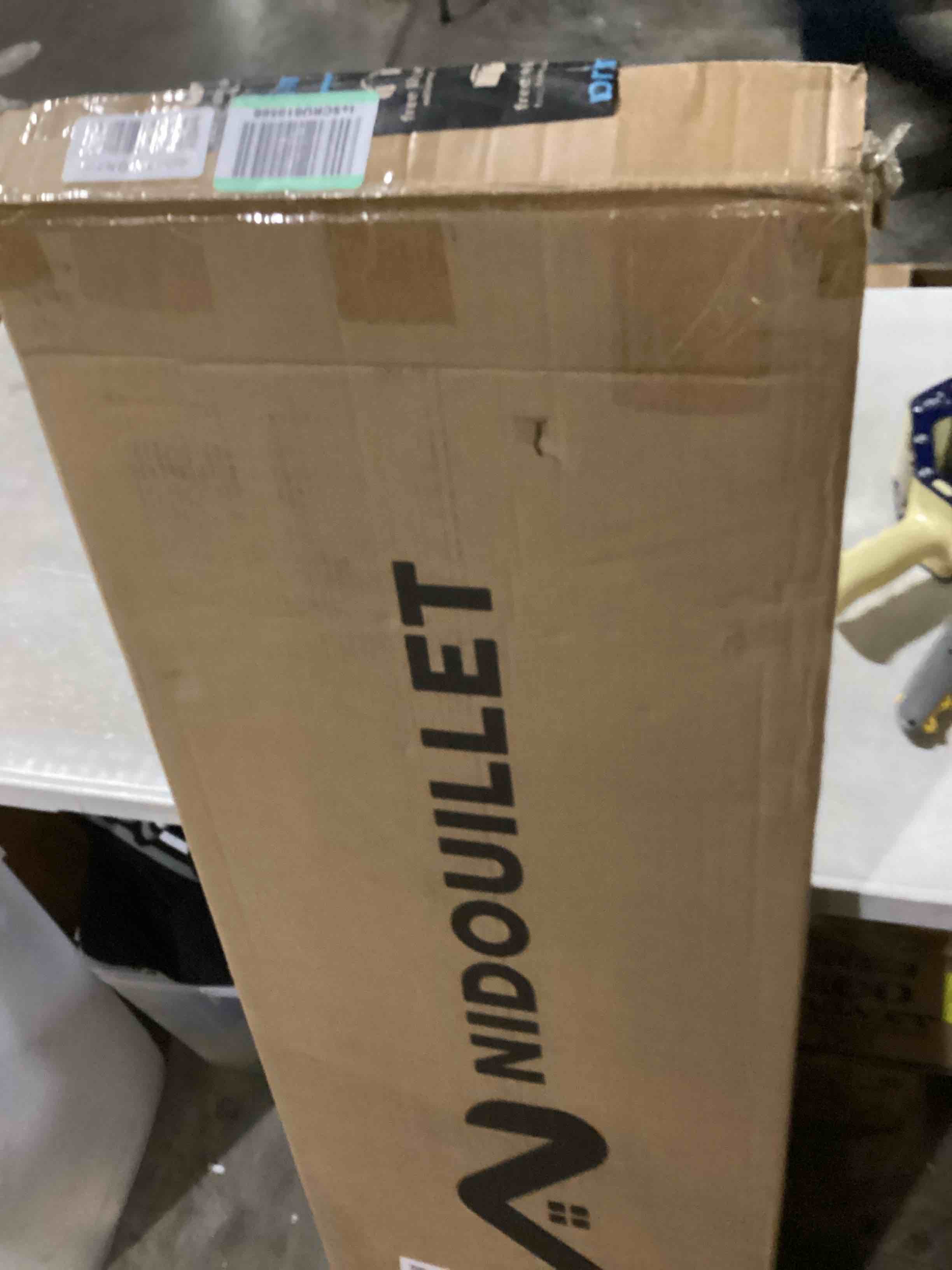 https://s3.amazonaws.com/lotting-images-prod/bidfta/YEL6798584_1732908287551.jpeg