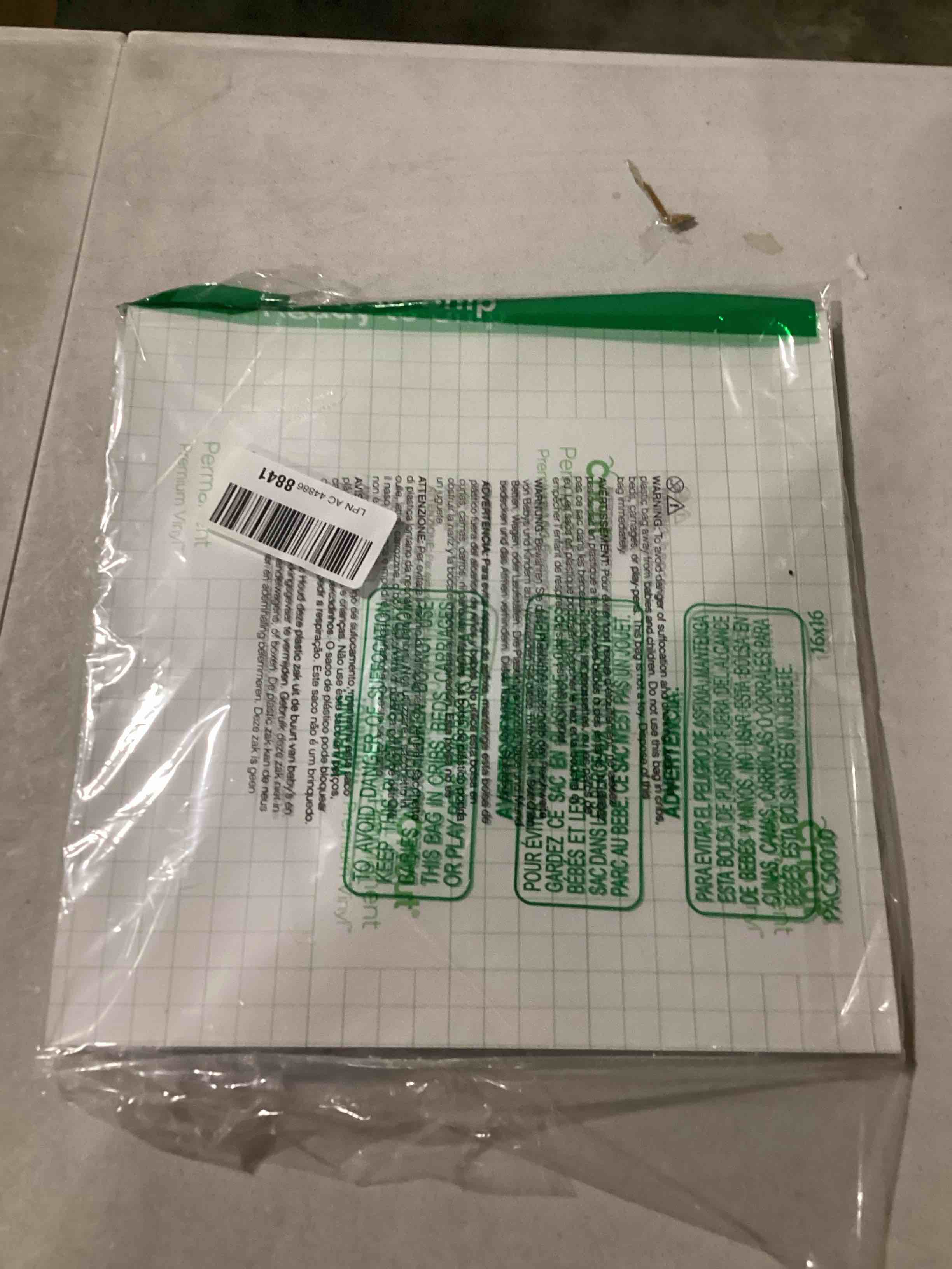 https://s3.amazonaws.com/lotting-images-prod/bidfta/YEL6799059_1733326556872.jpeg