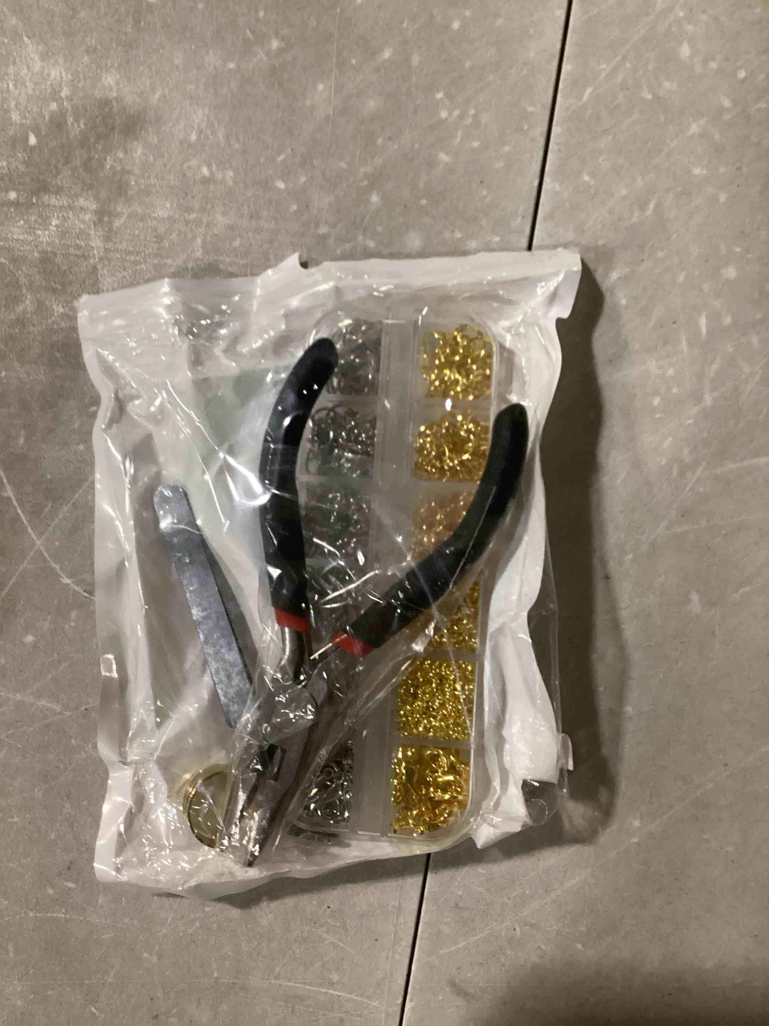 https://s3.amazonaws.com/lotting-images-prod/bidfta/YEL6799386_1733487393613.jpeg