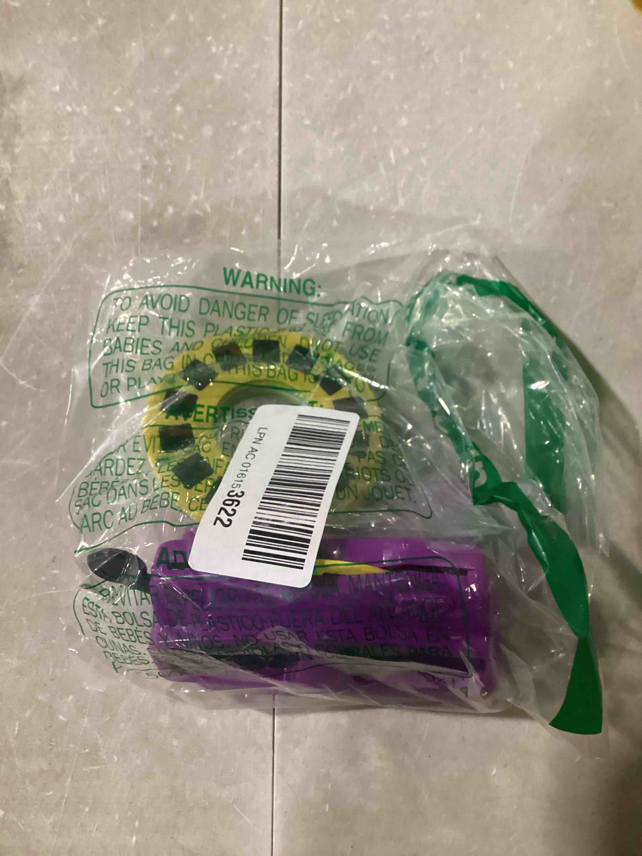 https://s3.amazonaws.com/lotting-images-prod/bidfta/YEL6799489_1733498979051.jpeg