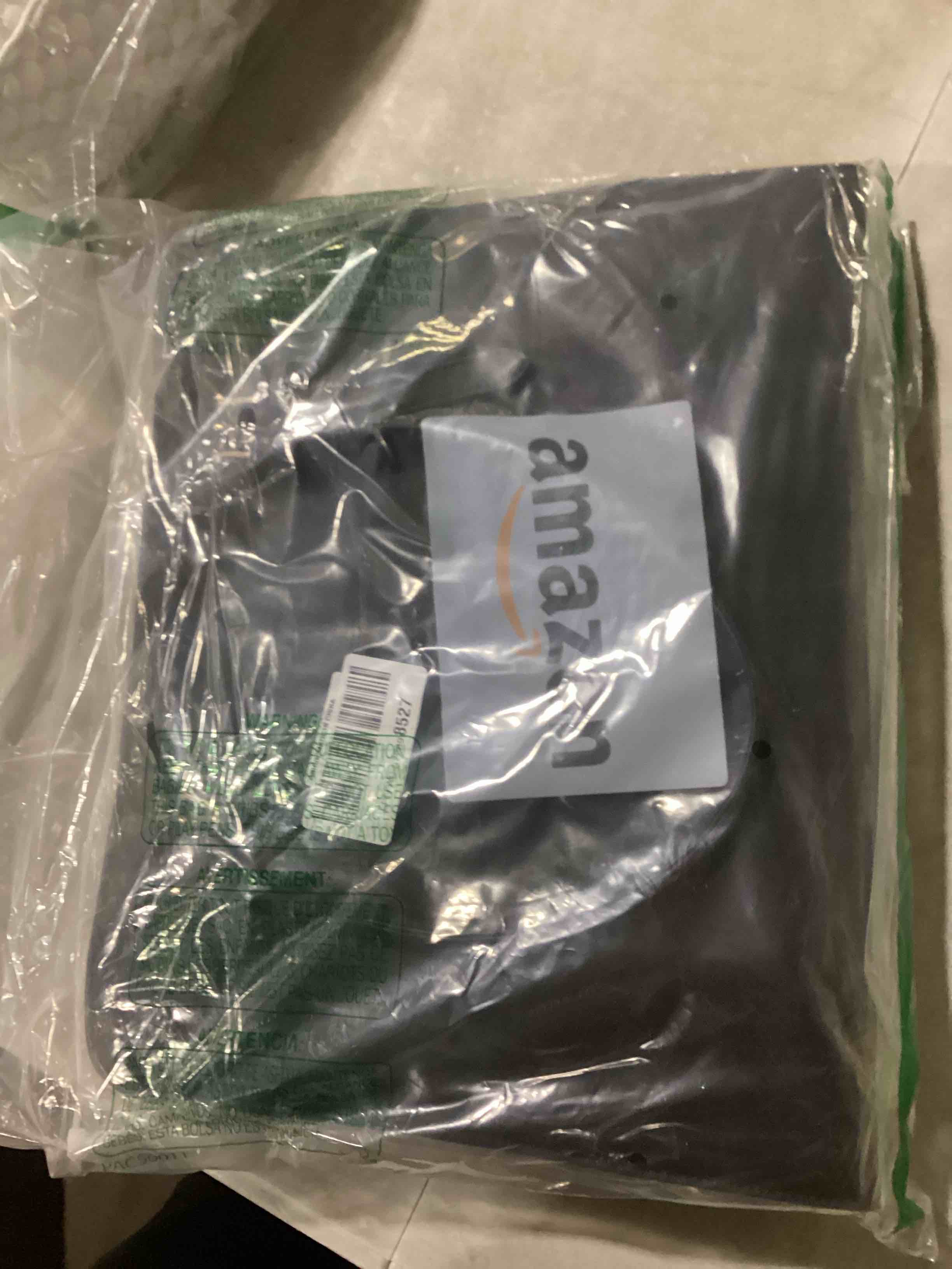 https://s3.amazonaws.com/lotting-images-prod/bidfta/YEL6799506_1733499783346.jpeg