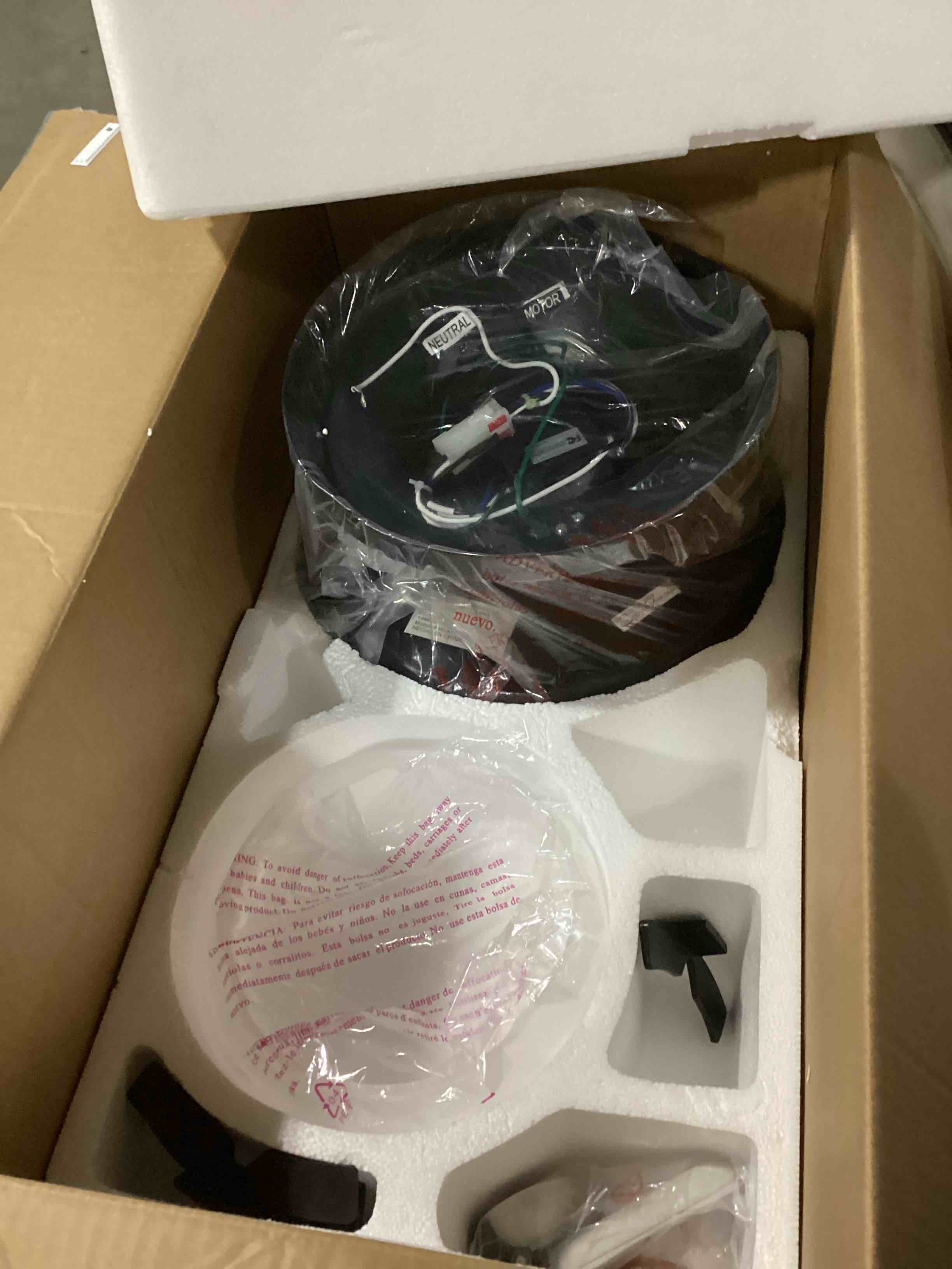 https://s3.amazonaws.com/lotting-images-prod/bidfta/YEL6799733_1733761886009.jpeg