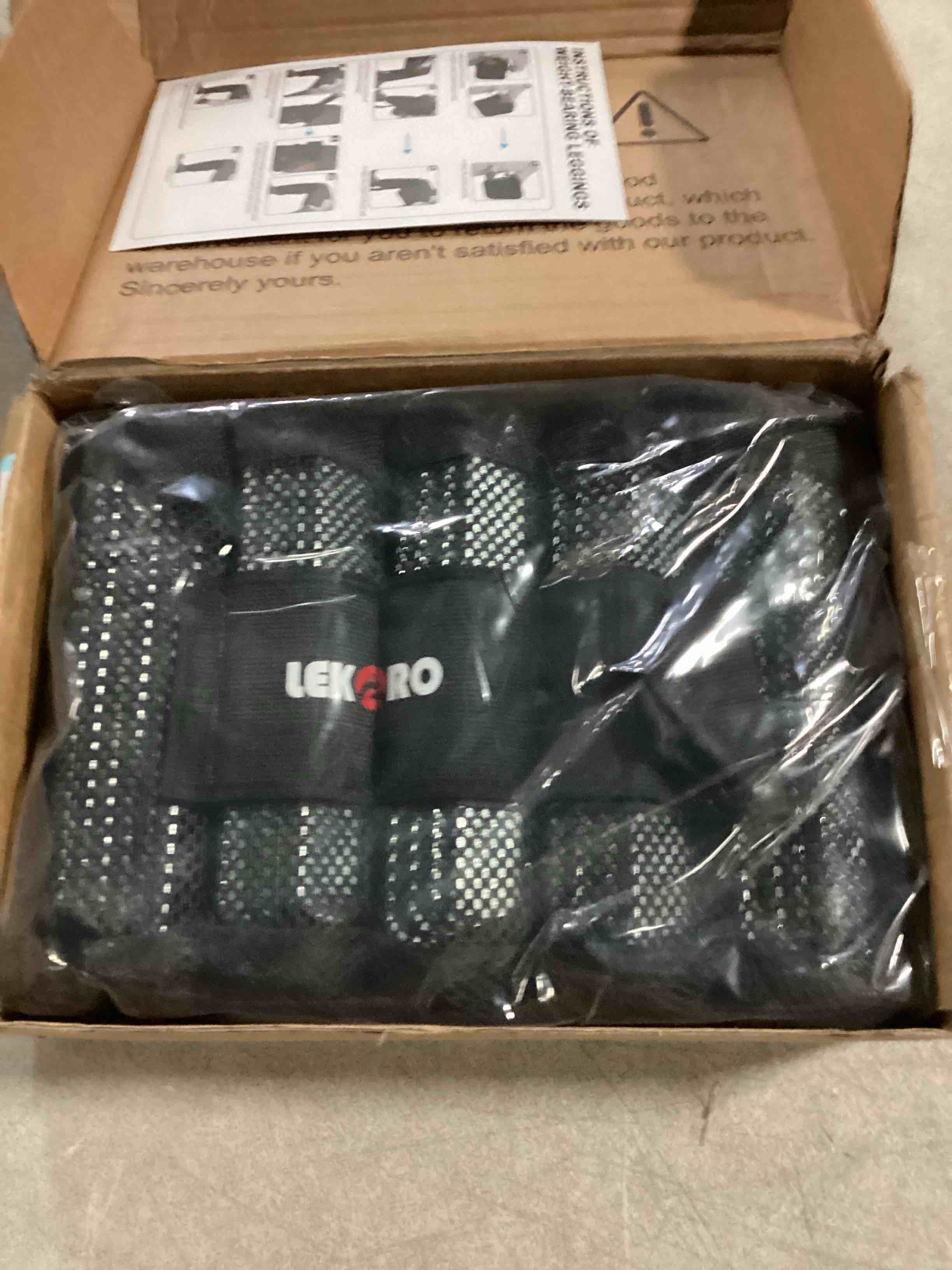https://s3.amazonaws.com/lotting-images-prod/bidfta/YEL6800014_1738000335108.jpeg