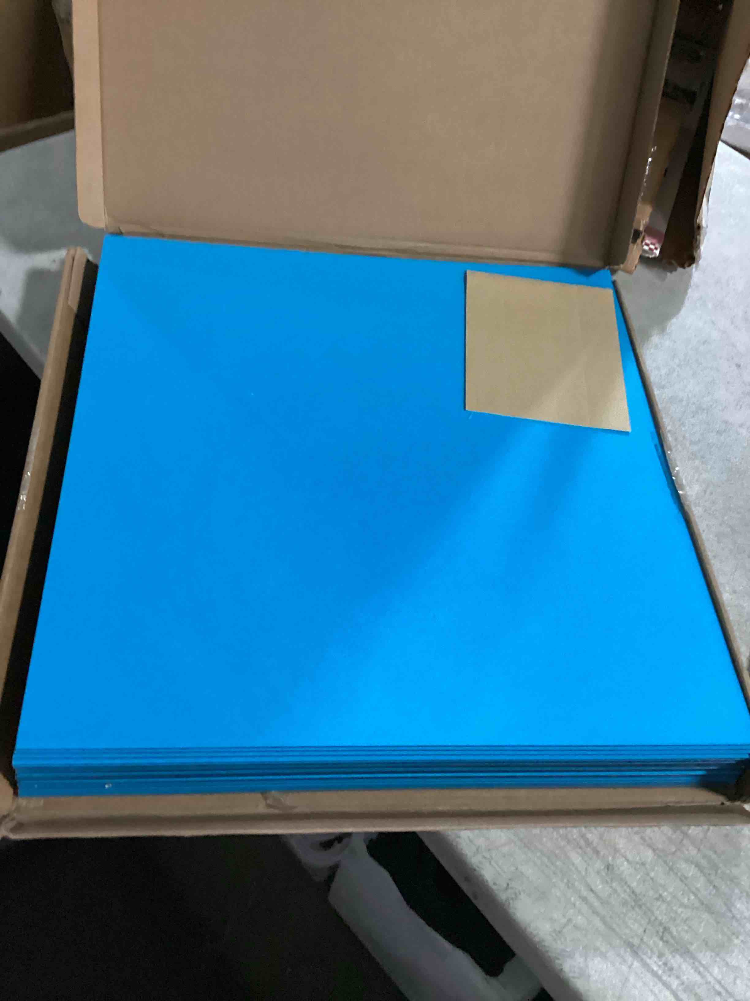 https://s3.amazonaws.com/lotting-images-prod/bidfta/YEL6800027_1738002068430.jpeg