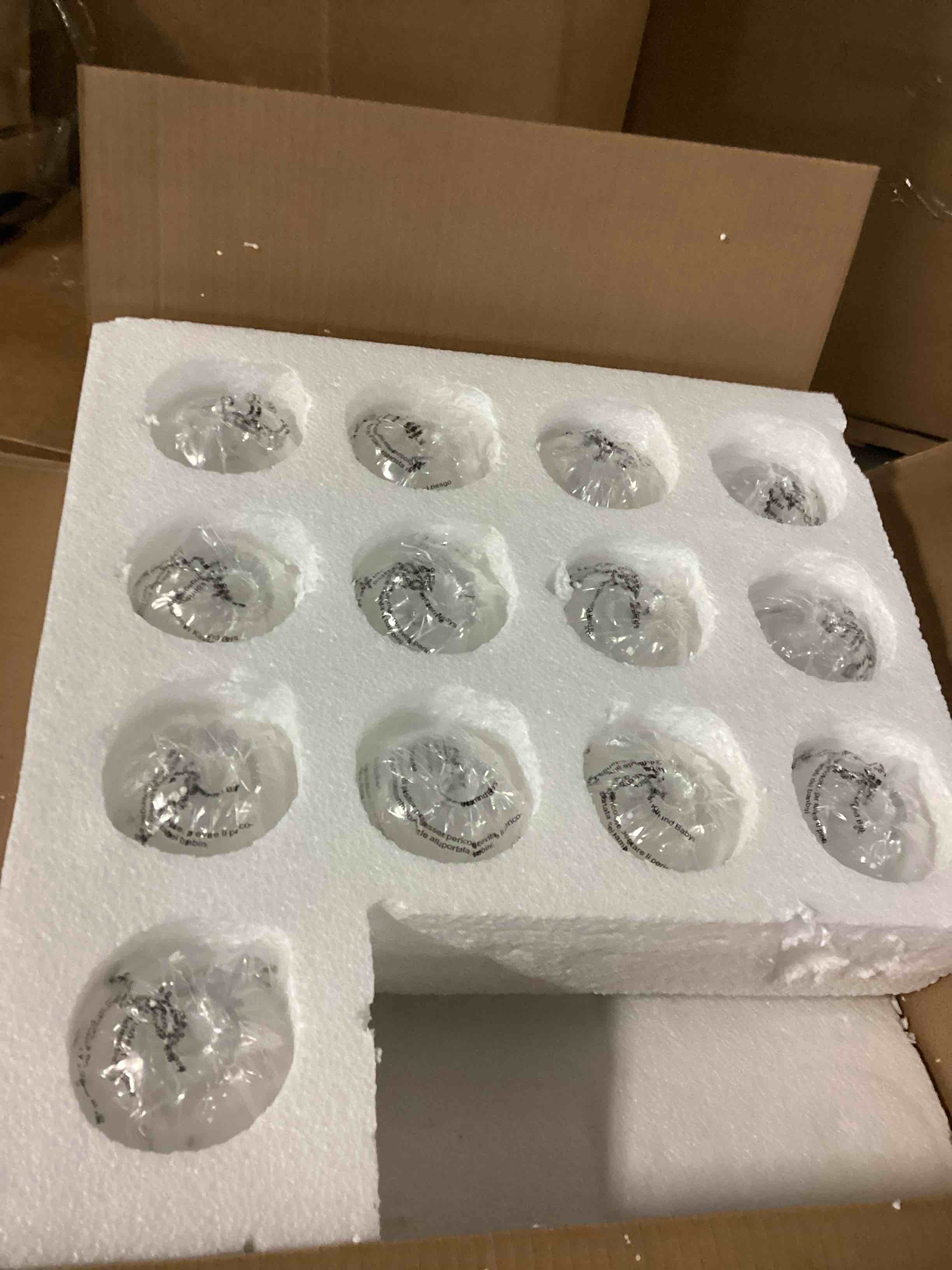 https://s3.amazonaws.com/lotting-images-prod/bidfta/YEL6800208_1738087990826.jpeg