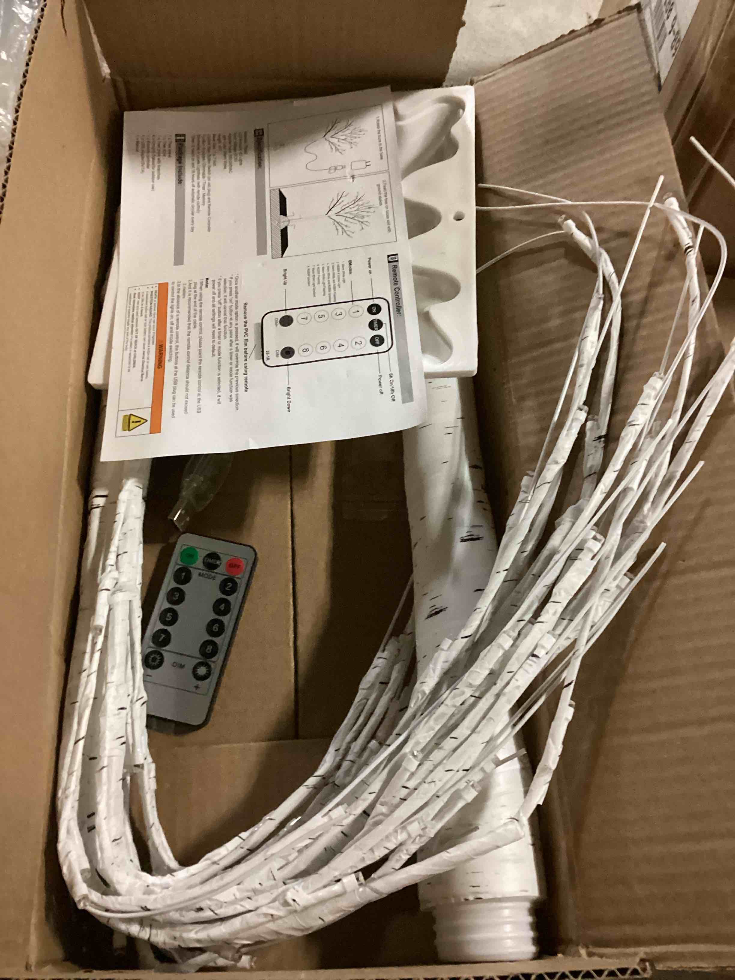 https://s3.amazonaws.com/lotting-images-prod/bidfta/YEL6800285_1738160182069.jpeg