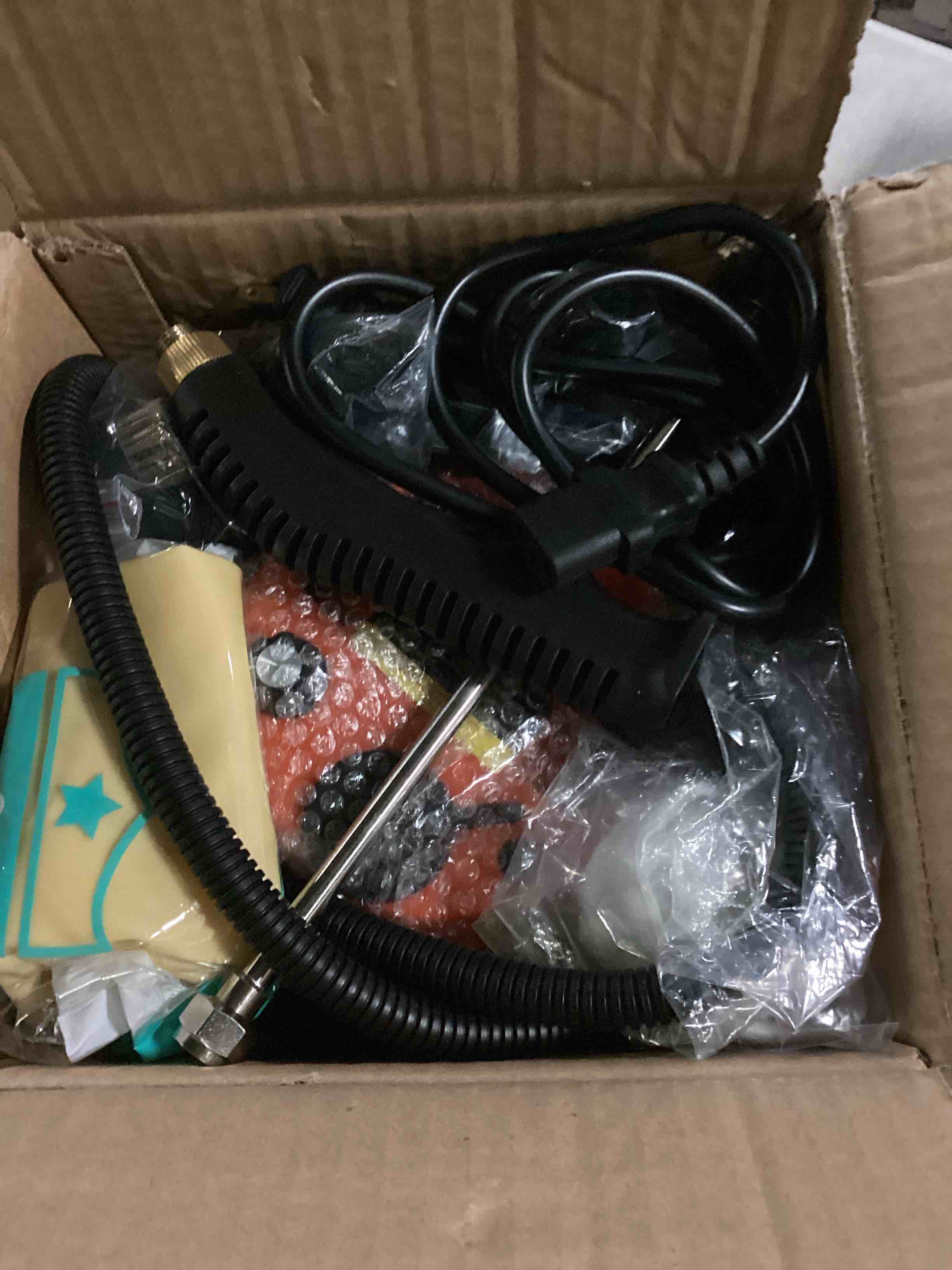 https://s3.amazonaws.com/lotting-images-prod/bidfta/YEL6800504_1738251932274.jpeg