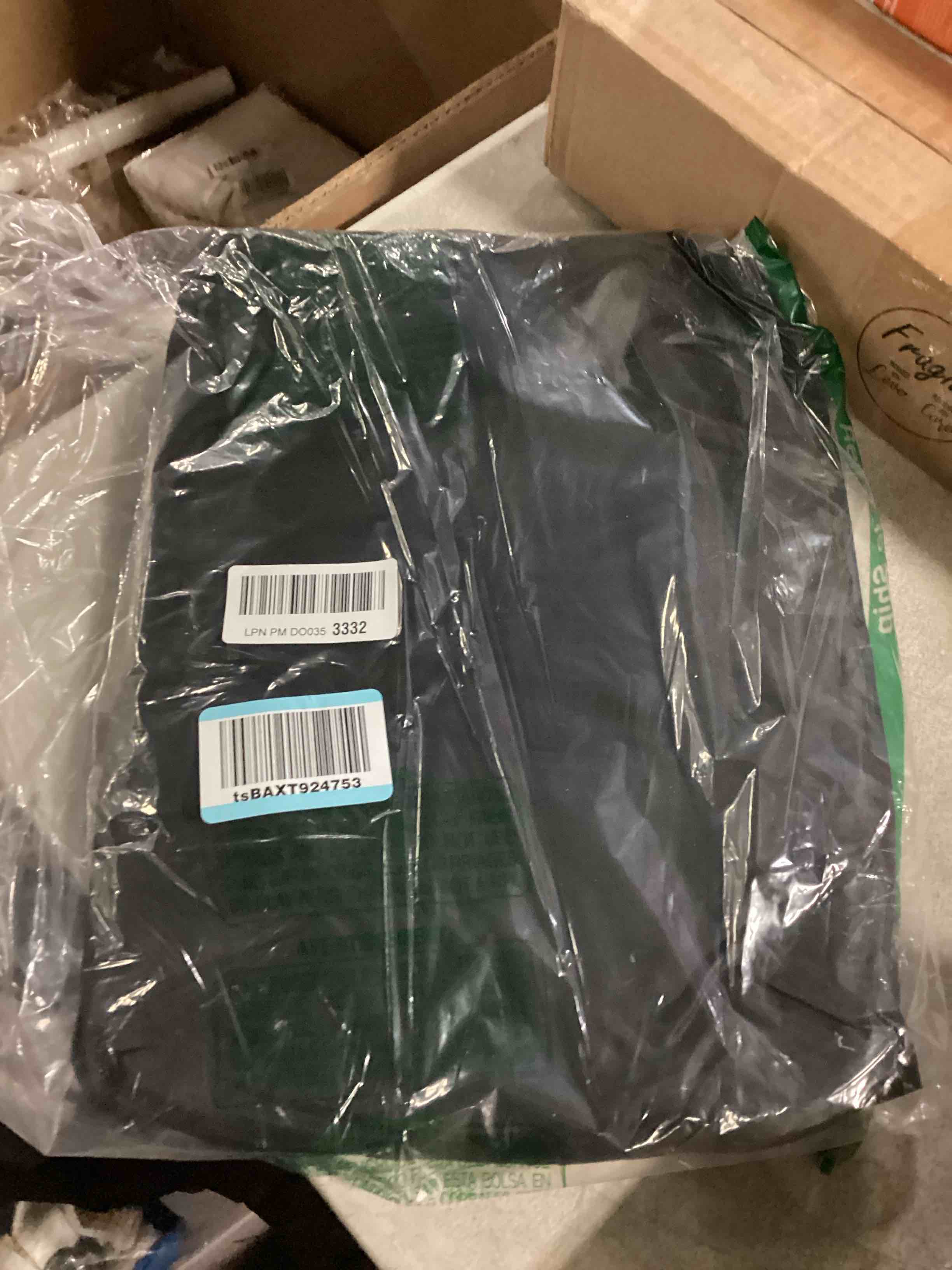 https://s3.amazonaws.com/lotting-images-prod/bidfta/YEL6800743_1738585353311.jpeg