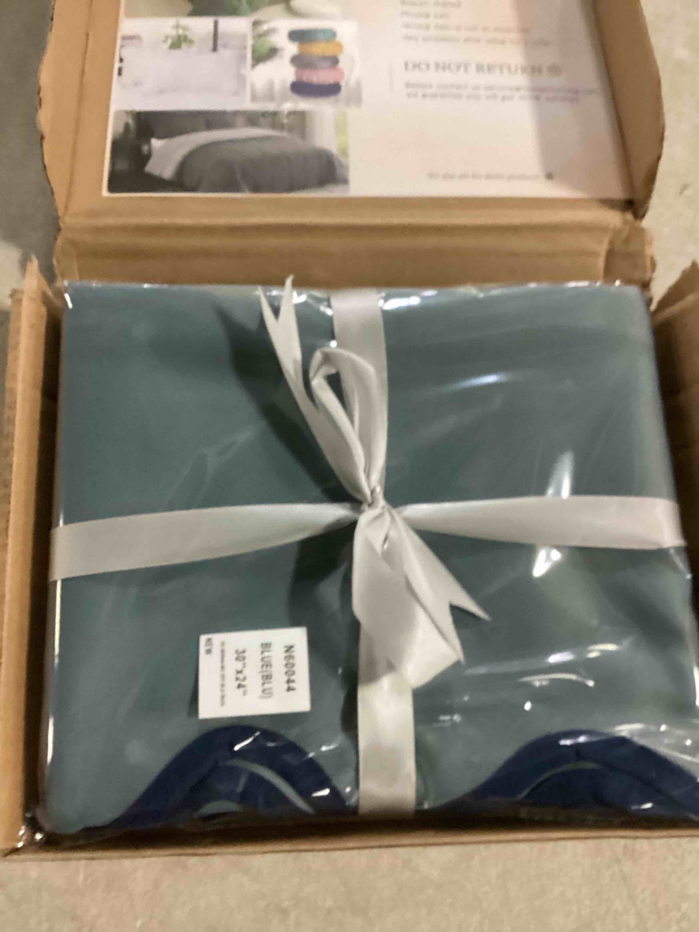 https://s3.amazonaws.com/lotting-images-prod/bidfta/YEL6801423_1739190326810.jpeg