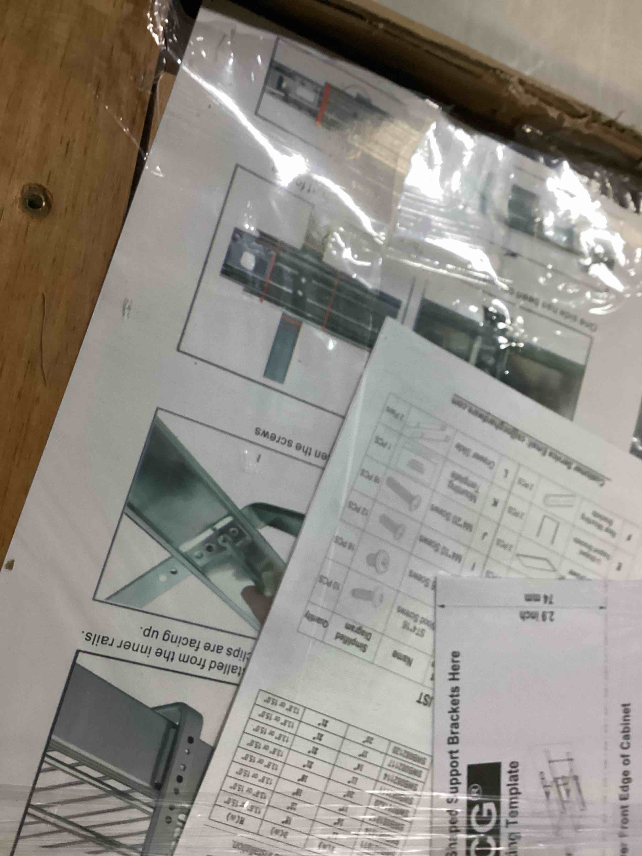 https://s3.amazonaws.com/lotting-images-prod/bidfta/YEL6801678_1736351972313.jpeg
