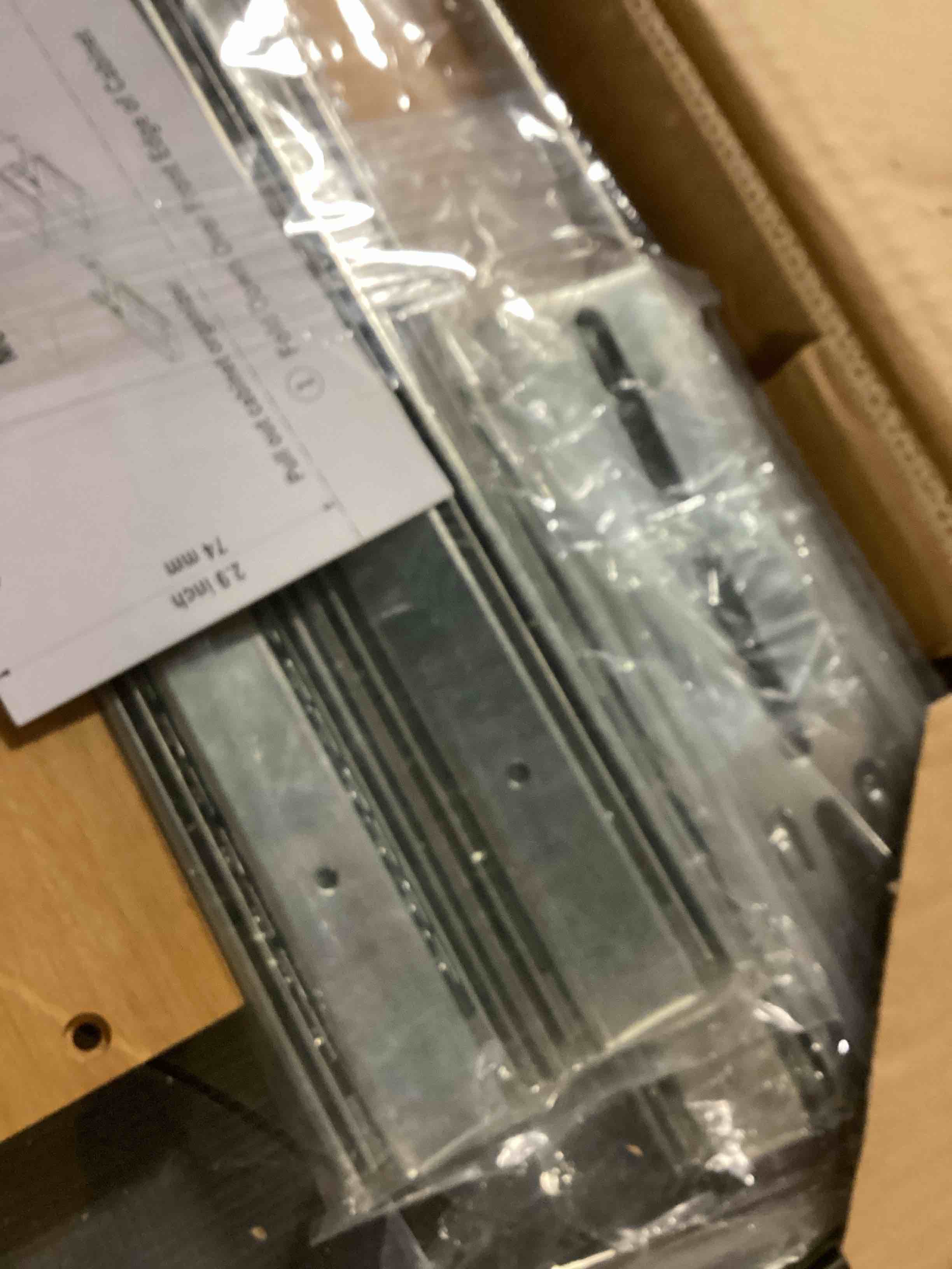 https://s3.amazonaws.com/lotting-images-prod/bidfta/YEL6801678_1736351973832.jpeg