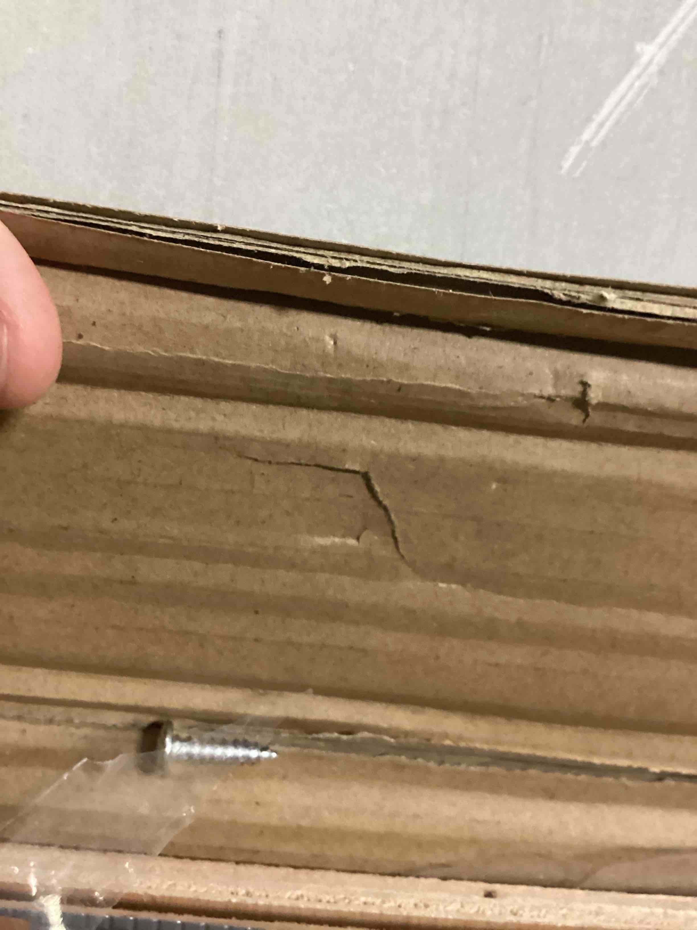 https://s3.amazonaws.com/lotting-images-prod/bidfta/YEL6801678_1736351995048.jpeg