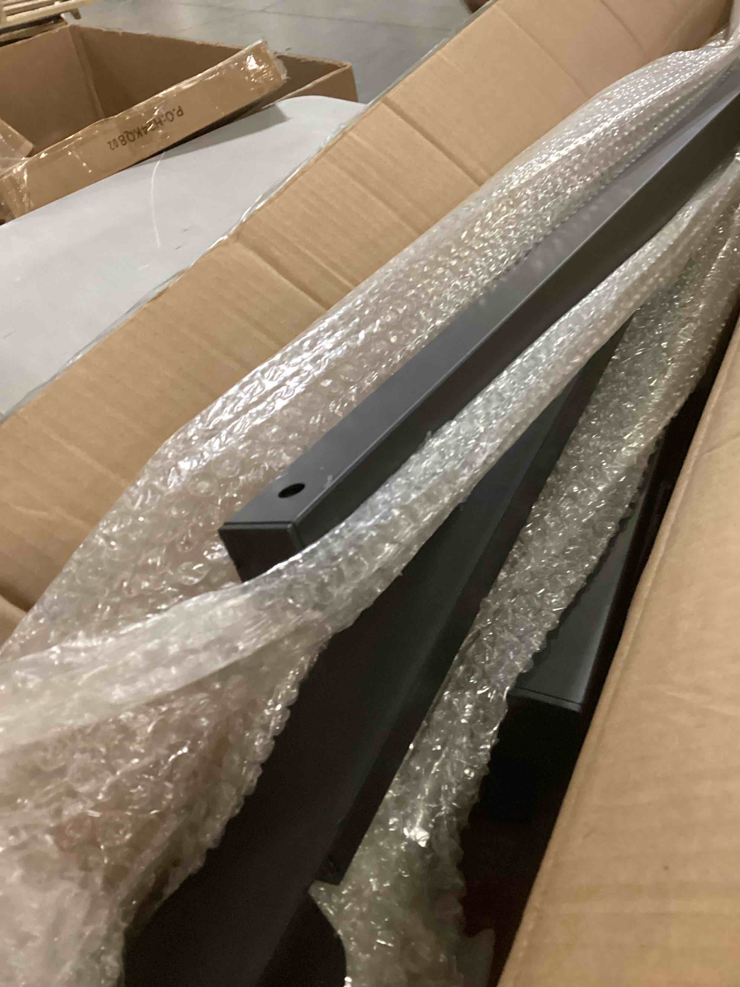 https://s3.amazonaws.com/lotting-images-prod/bidfta/YEL6801716_1736365251936.jpeg
