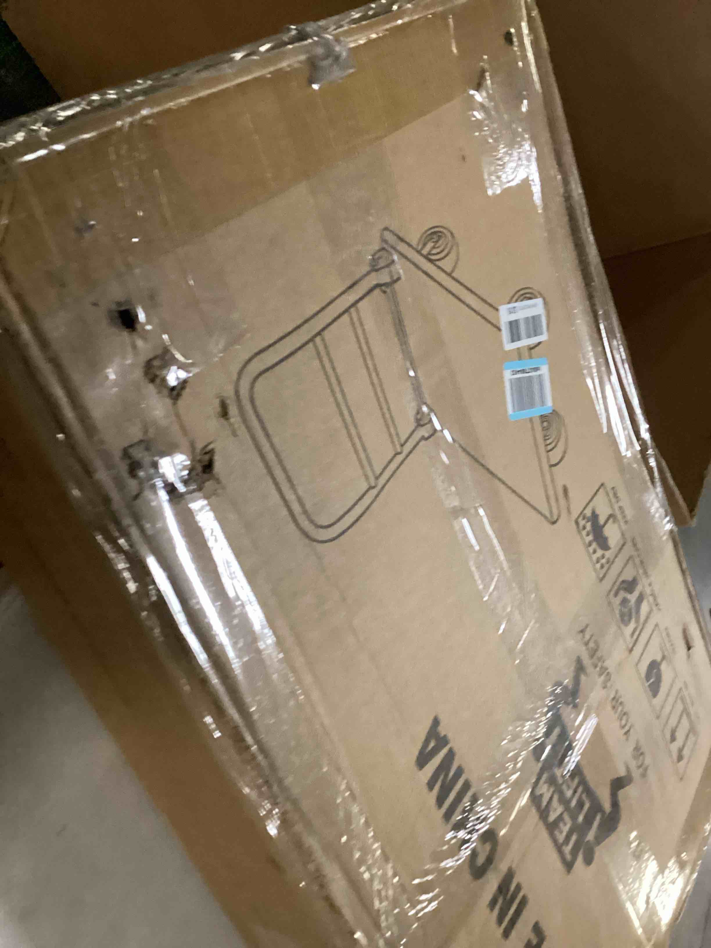 https://s3.amazonaws.com/lotting-images-prod/bidfta/YEL6801723_1736366499552.jpeg