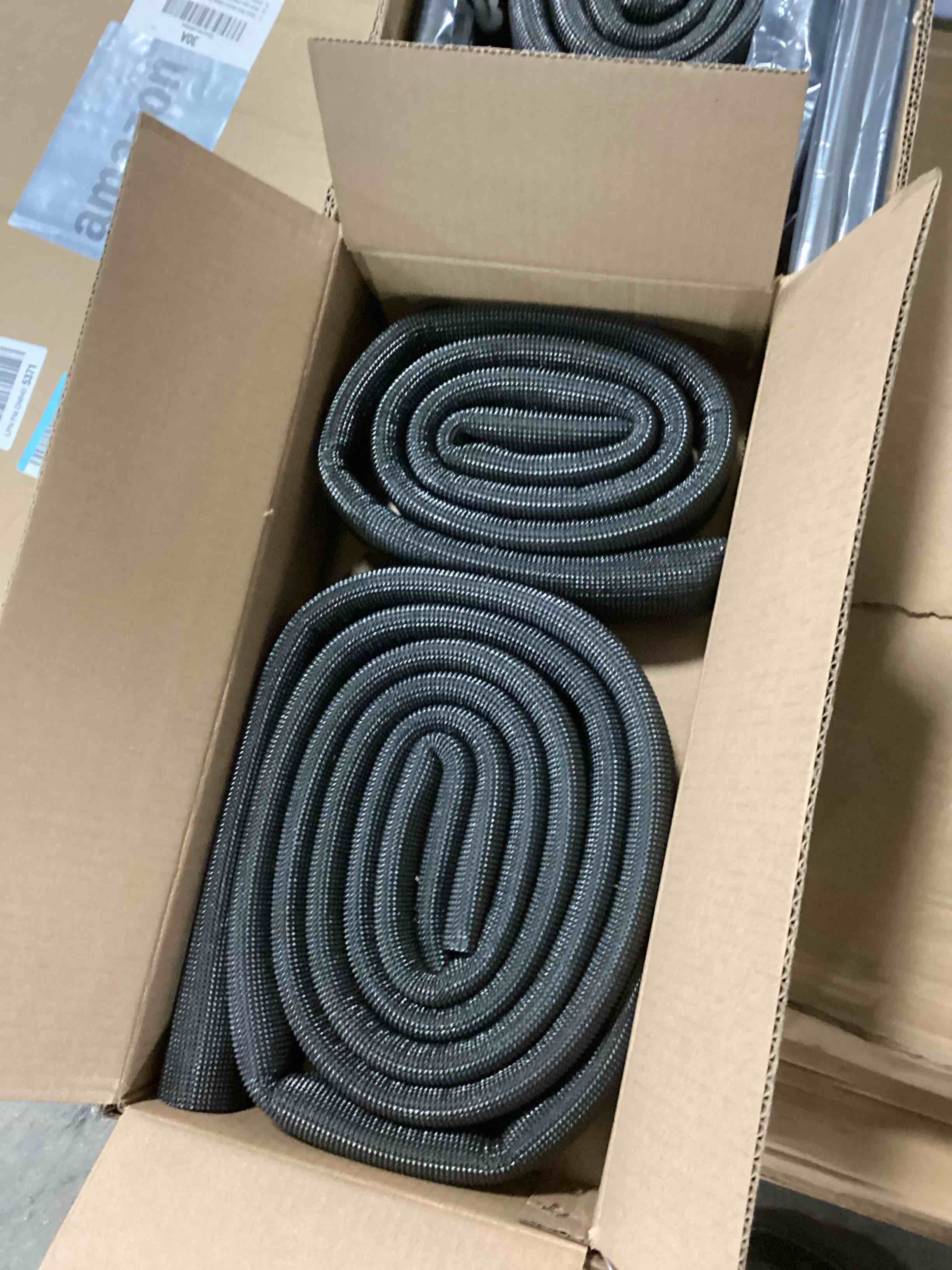 https://s3.amazonaws.com/lotting-images-prod/bidfta/YEL6801769_1736432779175.jpeg