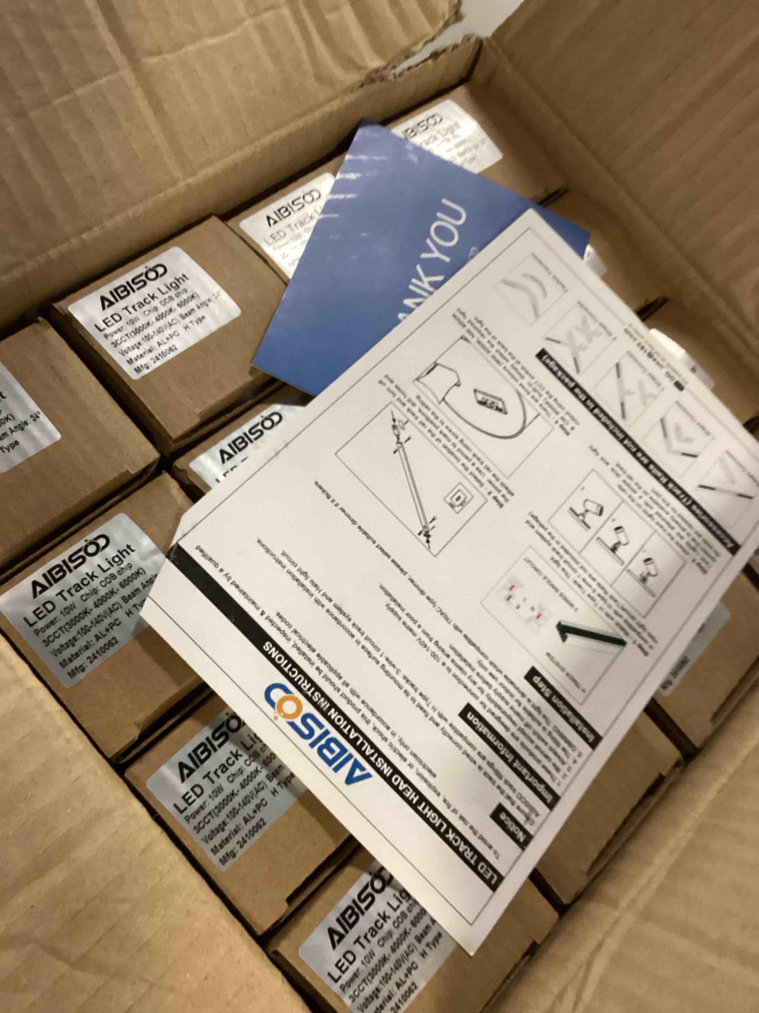 https://s3.amazonaws.com/lotting-images-prod/bidfta/YEL6801965_1736775103059.jpeg