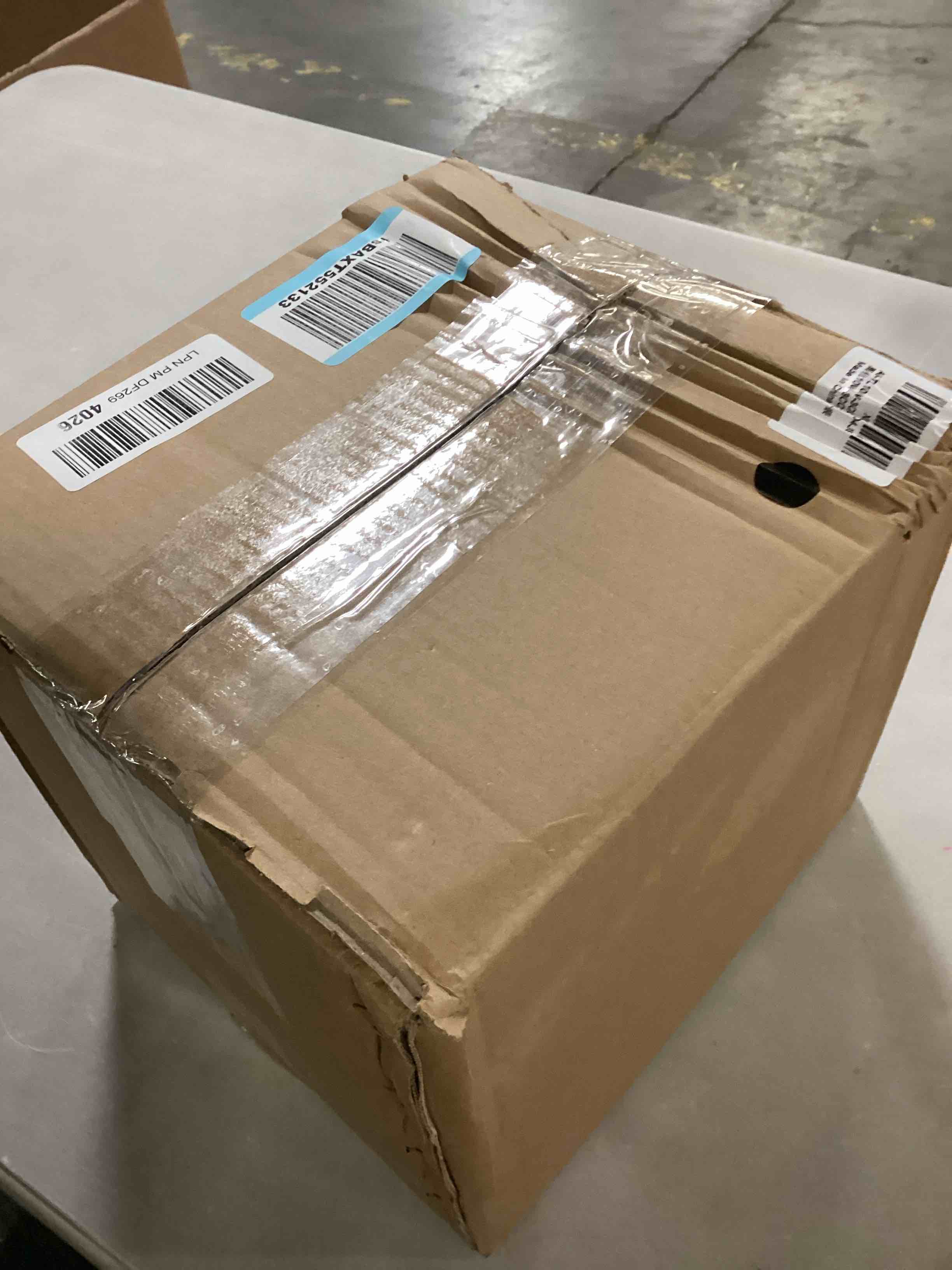 https://s3.amazonaws.com/lotting-images-prod/bidfta/YEL6801965_1736775114408.jpeg
