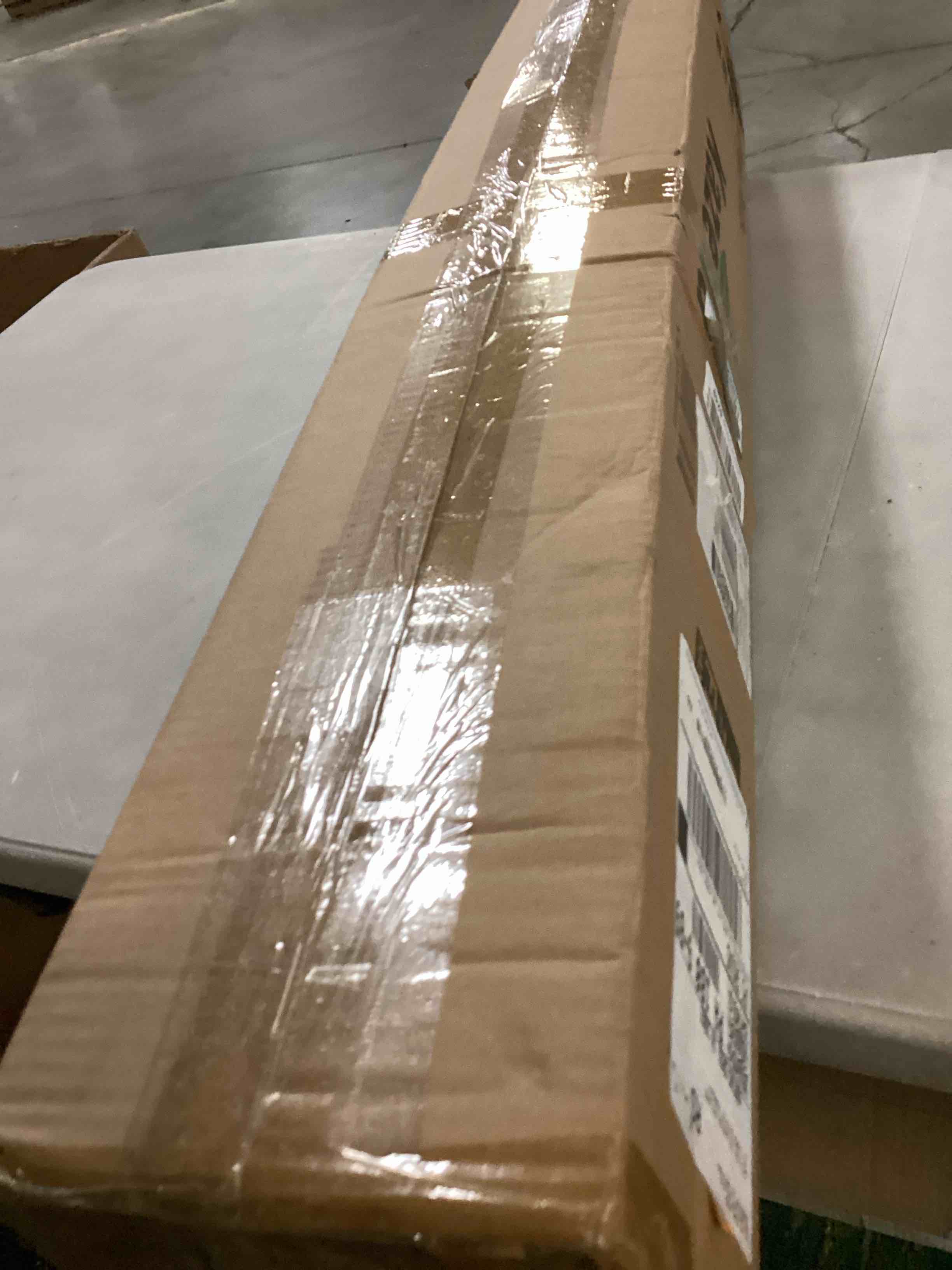 https://s3.amazonaws.com/lotting-images-prod/bidfta/YEL6802149_1736876860684.jpeg