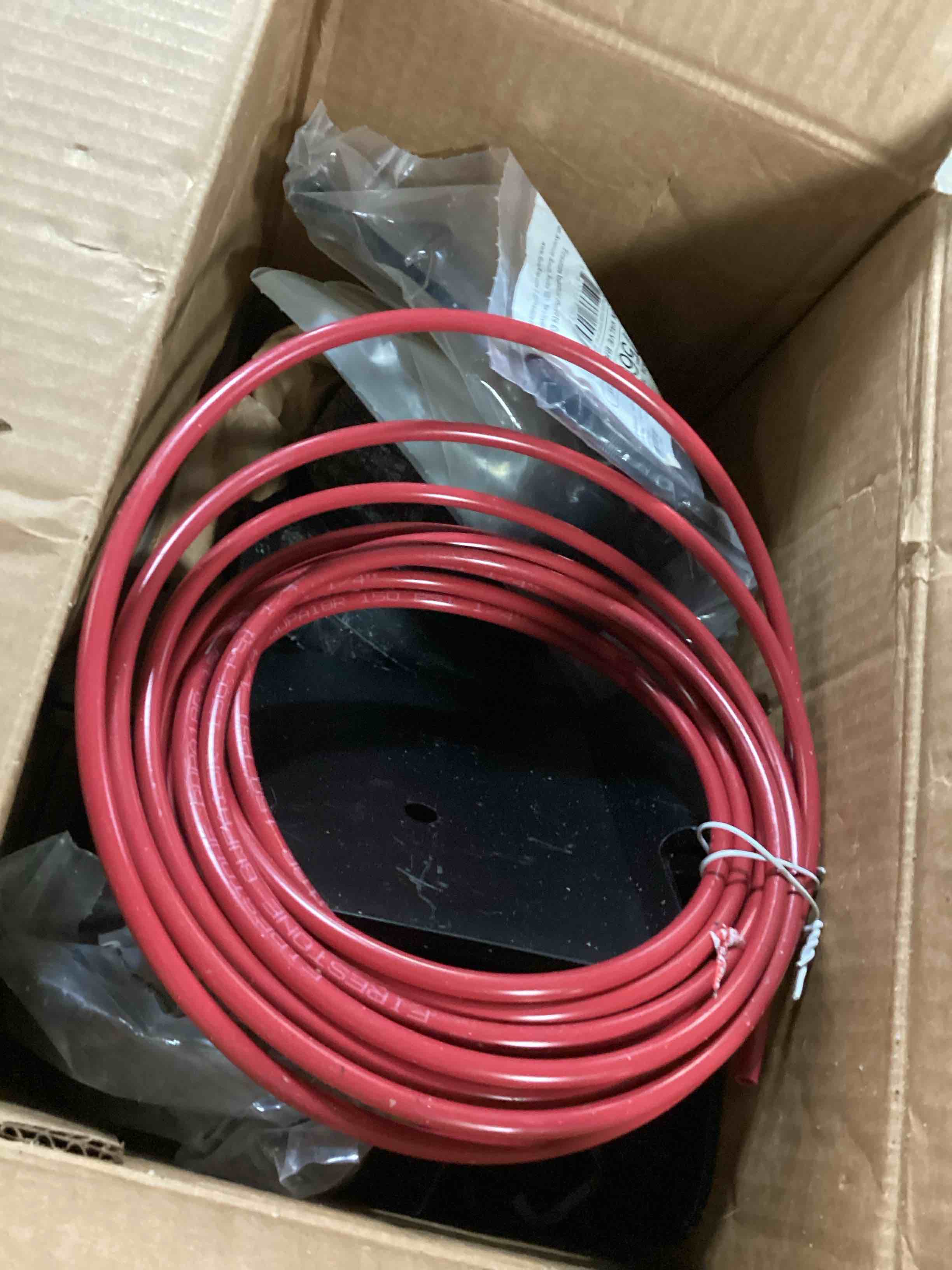 https://s3.amazonaws.com/lotting-images-prod/bidfta/YEL6802309_1736957476619.jpeg
