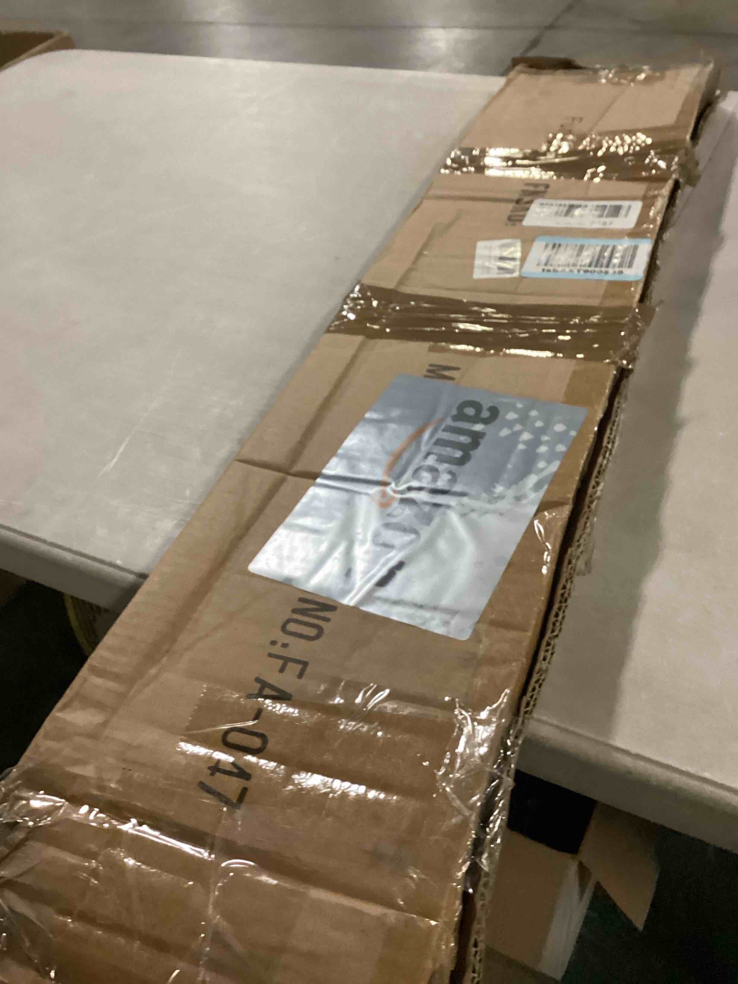 https://s3.amazonaws.com/lotting-images-prod/bidfta/YEL6802314_1736958292093.jpeg