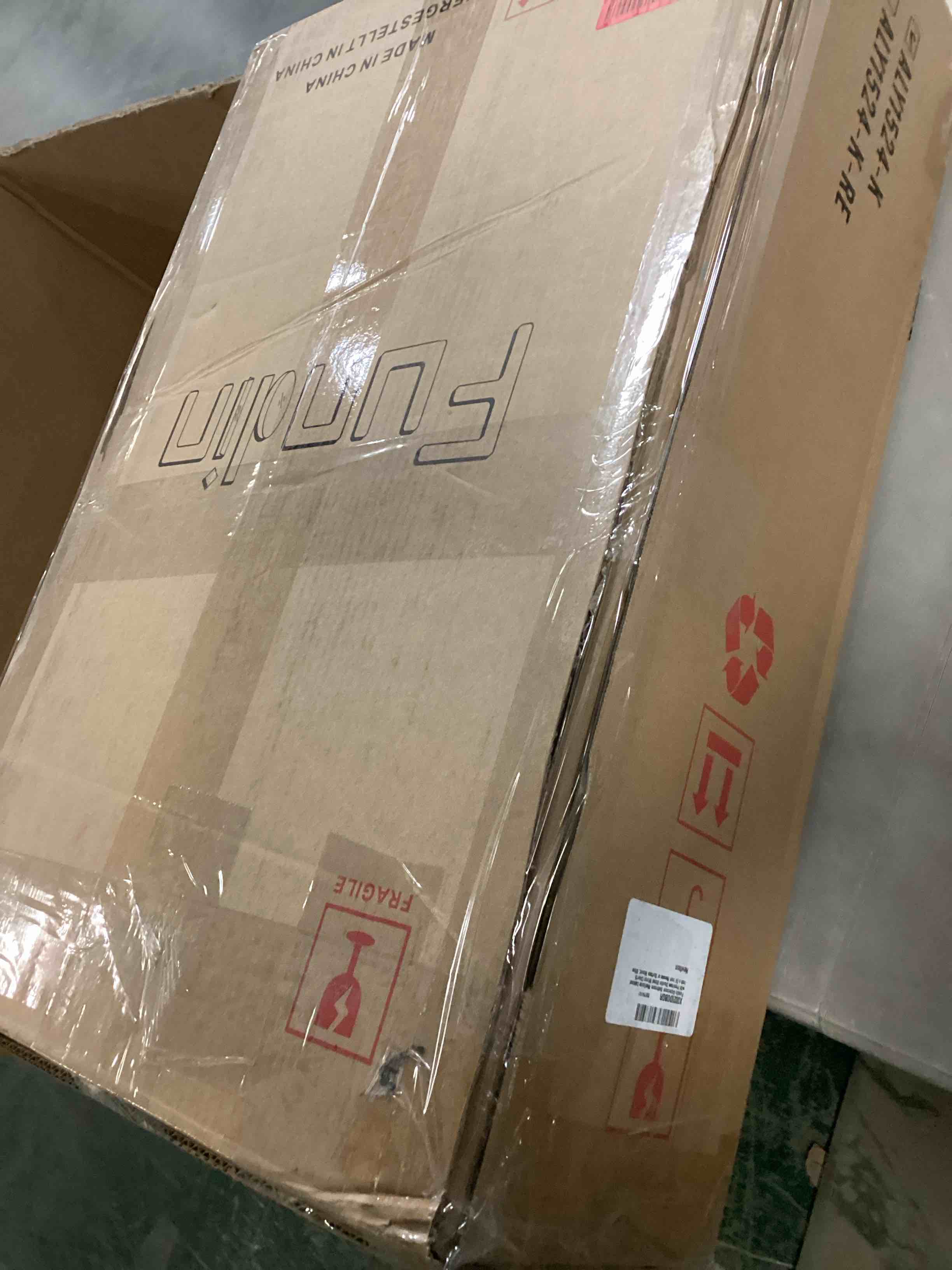 https://s3.amazonaws.com/lotting-images-prod/bidfta/YEL6802322_1736959844628.jpeg