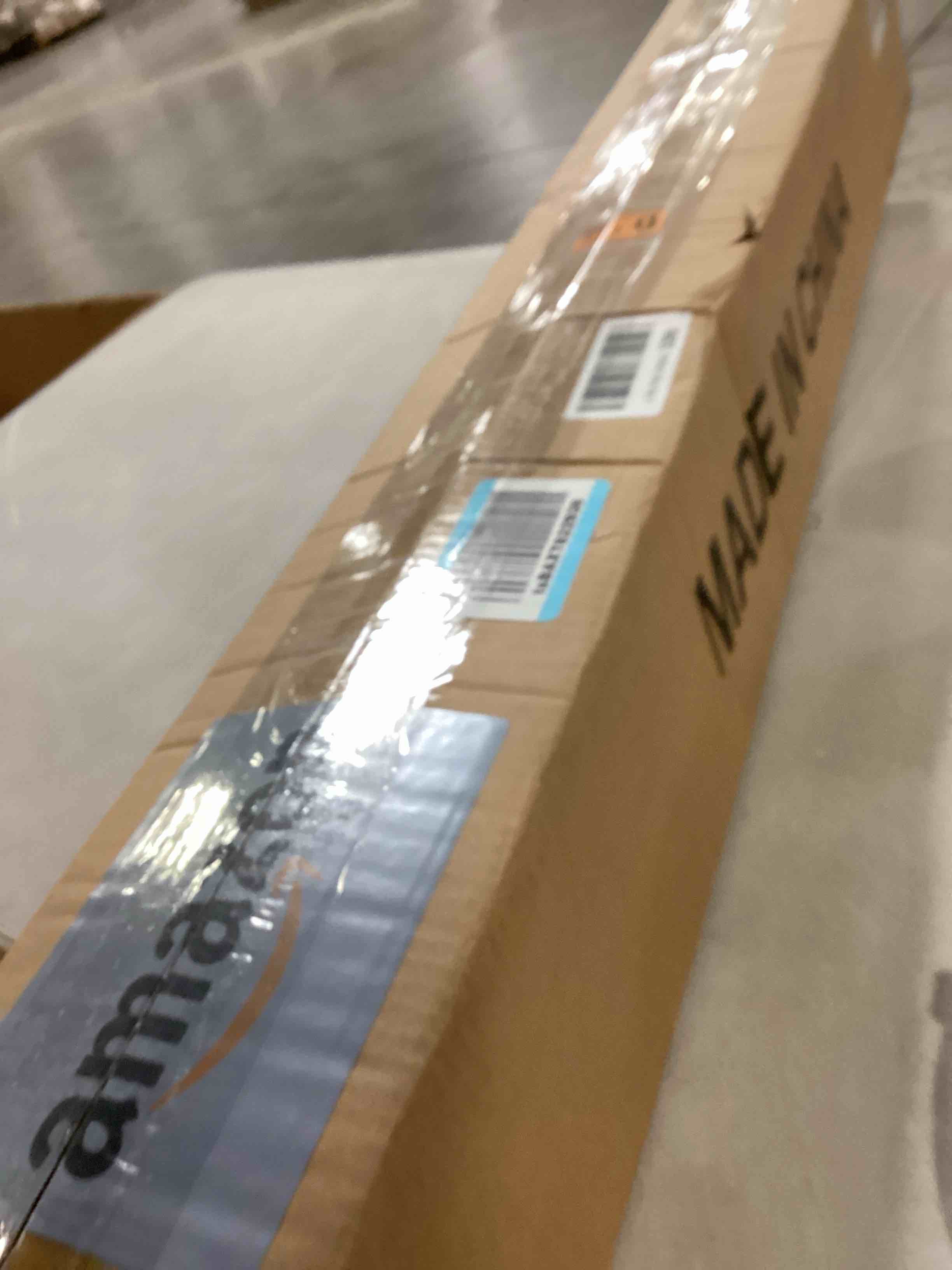 https://s3.amazonaws.com/lotting-images-prod/bidfta/YEL6802325_1736962576381.jpeg