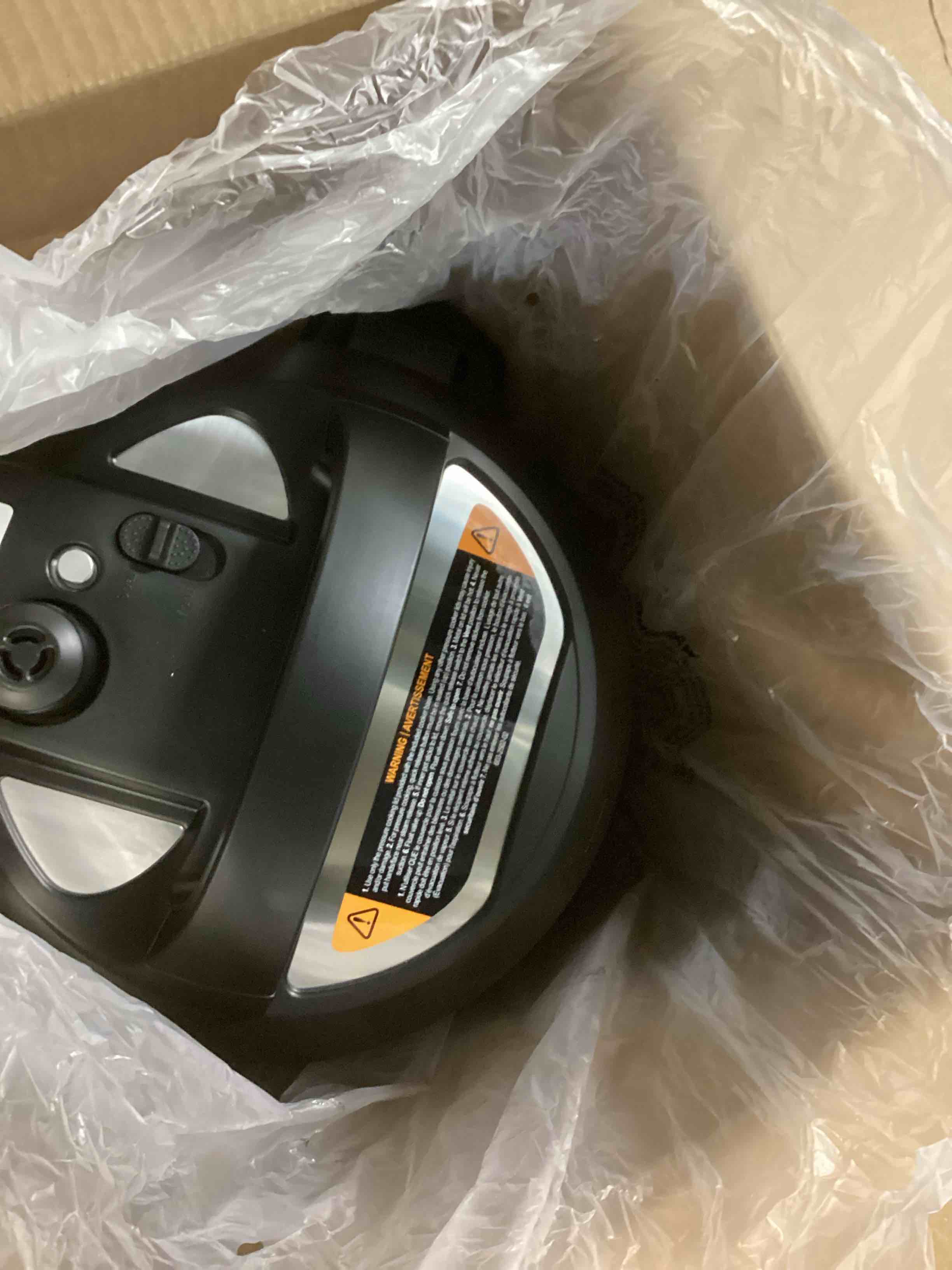 https://s3.amazonaws.com/lotting-images-prod/bidfta/YEL6802655_1737374913273.jpeg
