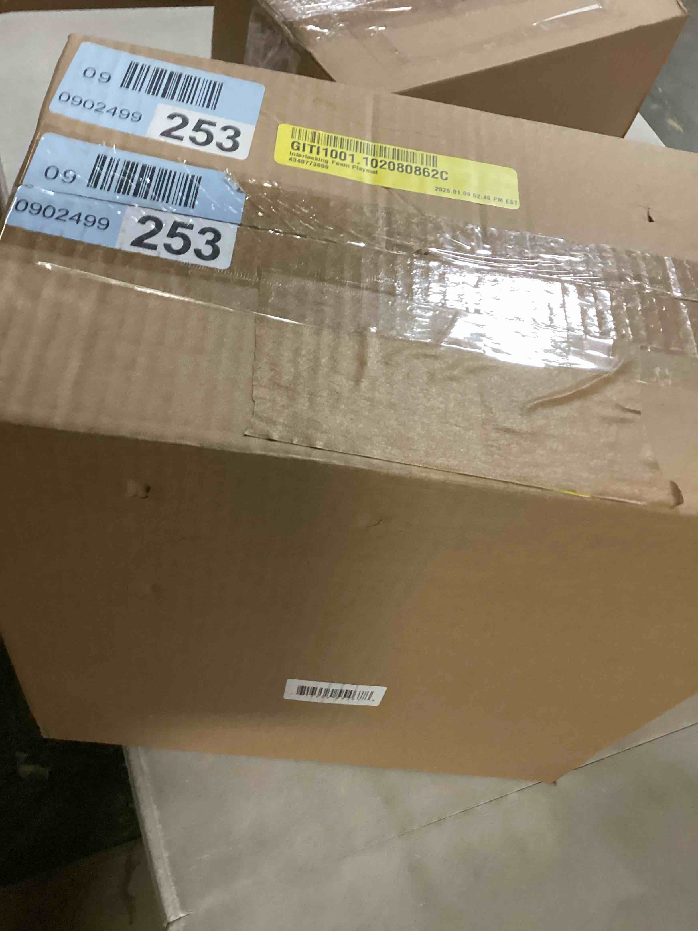 https://s3.amazonaws.com/lotting-images-prod/bidfta/YEL6802832_1737465607059.jpeg