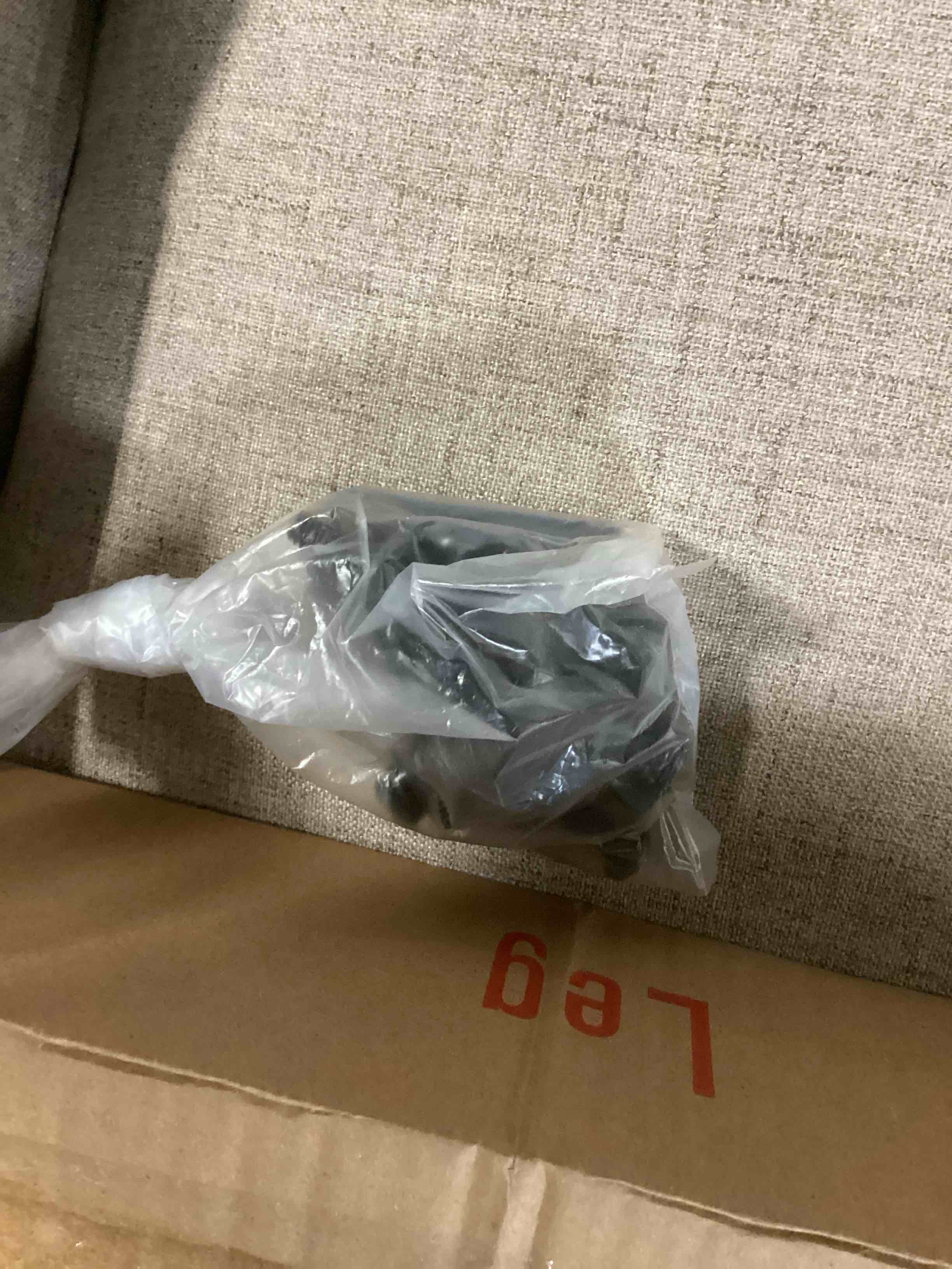 https://s3.amazonaws.com/lotting-images-prod/bidfta/YEL6802843_1737467478260.jpeg