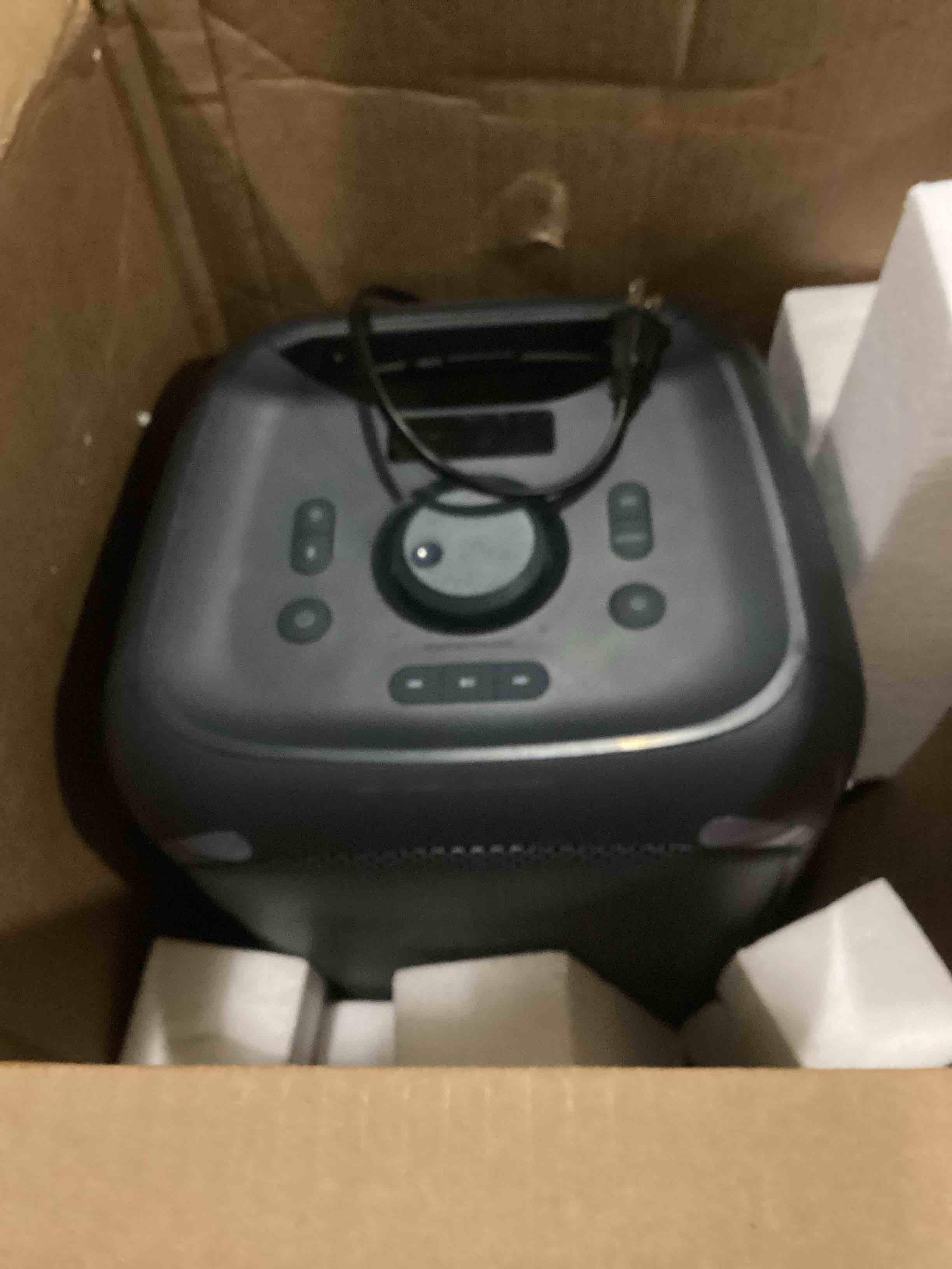 https://s3.amazonaws.com/lotting-images-prod/bidfta/YEL6803196_1736426848512.jpeg