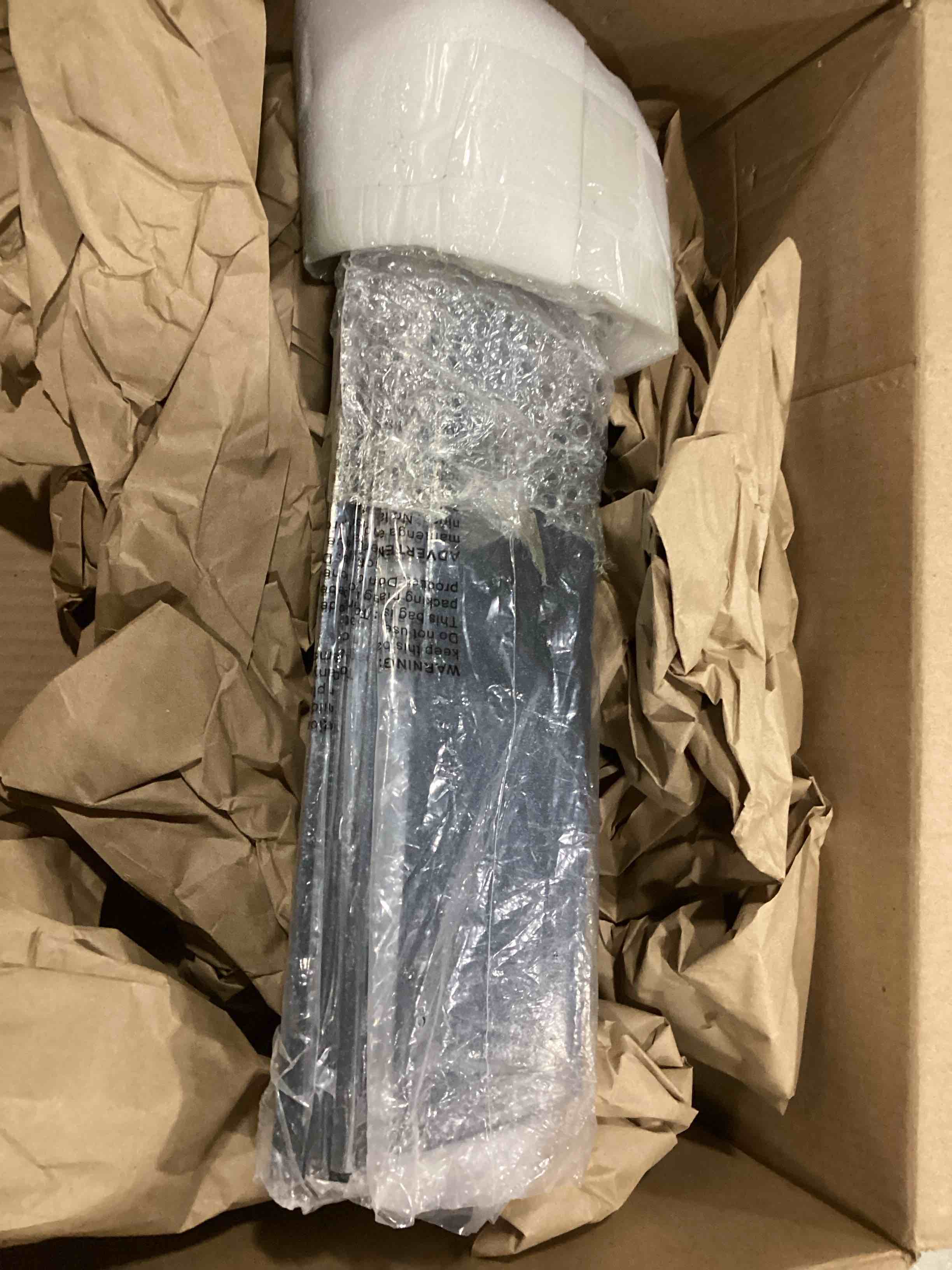 https://s3.amazonaws.com/lotting-images-prod/bidfta/YEL6803419_1736539717312.jpeg