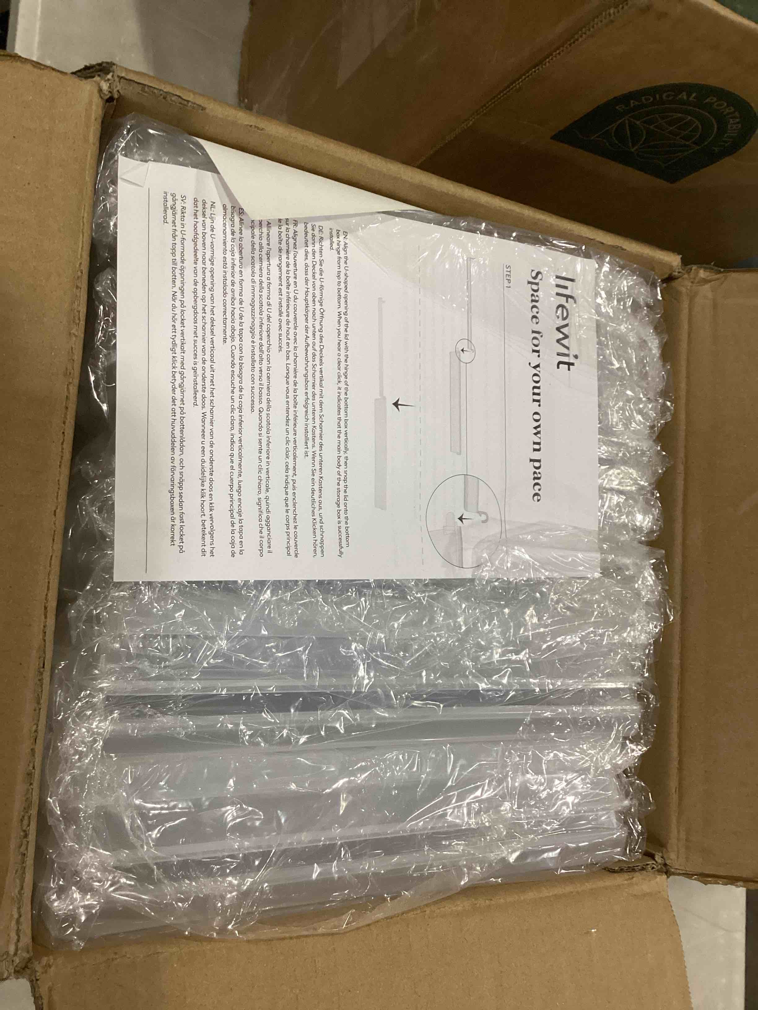 https://s3.amazonaws.com/lotting-images-prod/bidfta/YEL6803424_1736770228365.jpeg