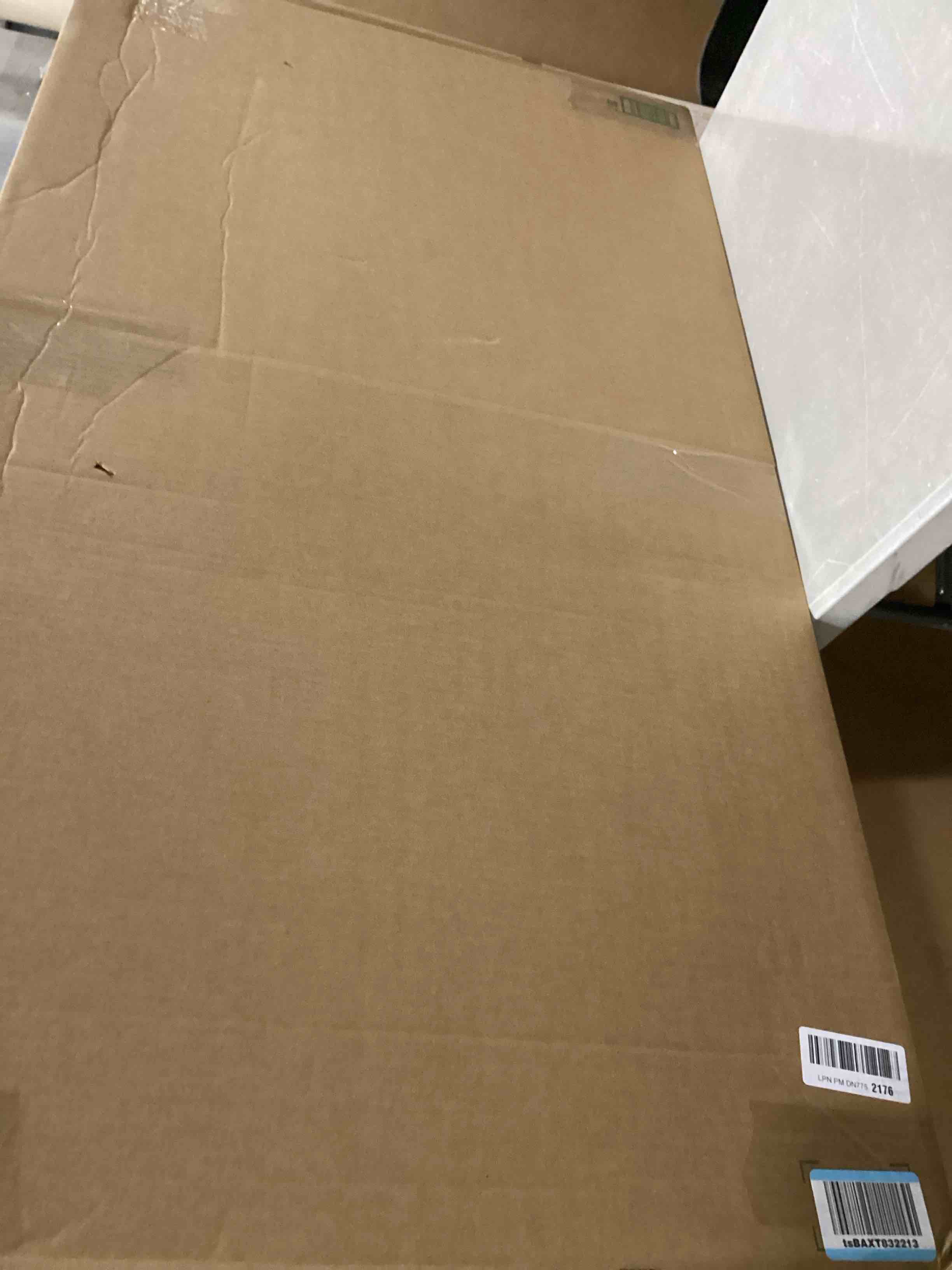 https://s3.amazonaws.com/lotting-images-prod/bidfta/YEL6803517_1736786592587.jpeg