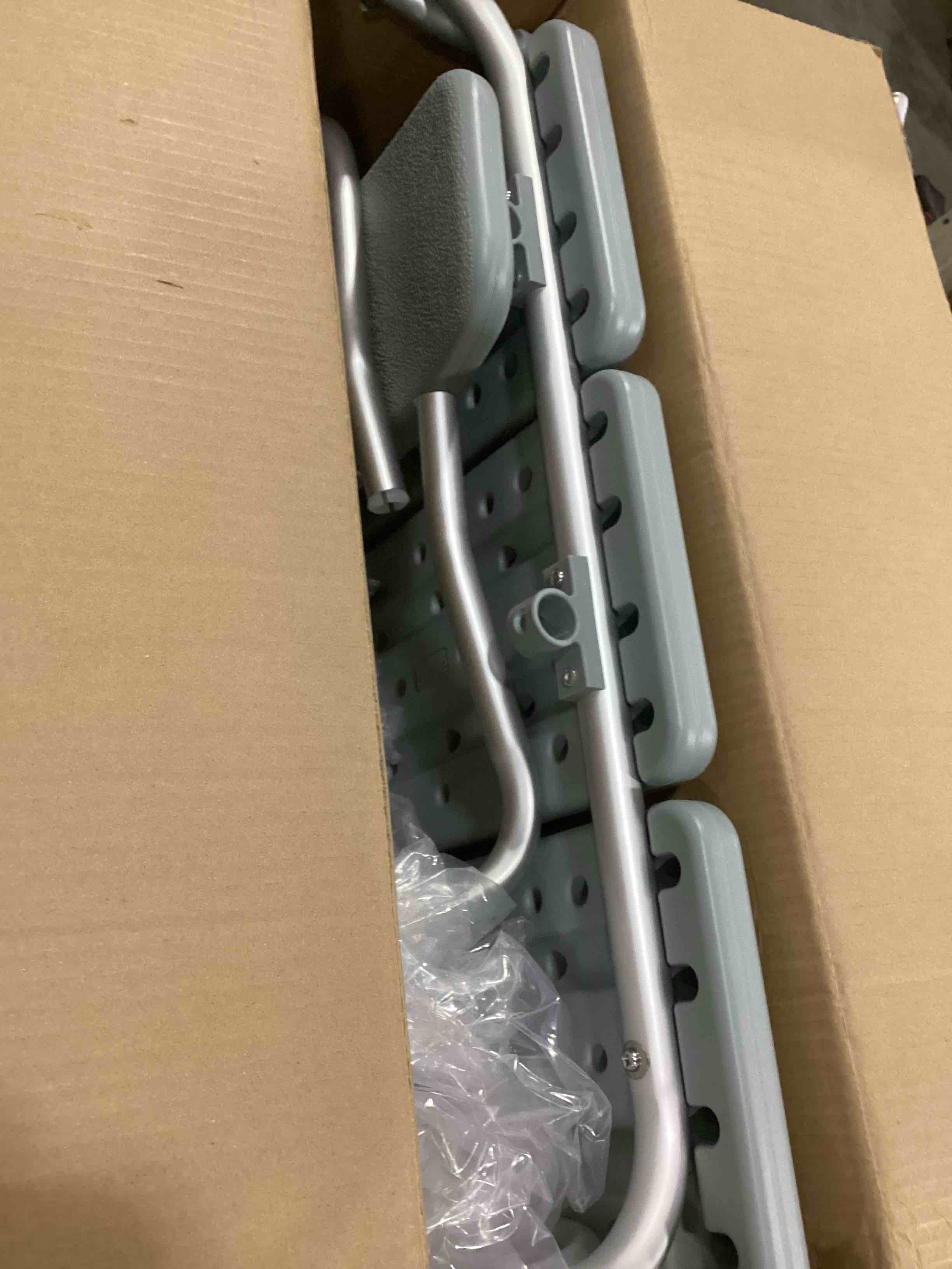 https://s3.amazonaws.com/lotting-images-prod/bidfta/YEL6803580_1736859093262.jpeg