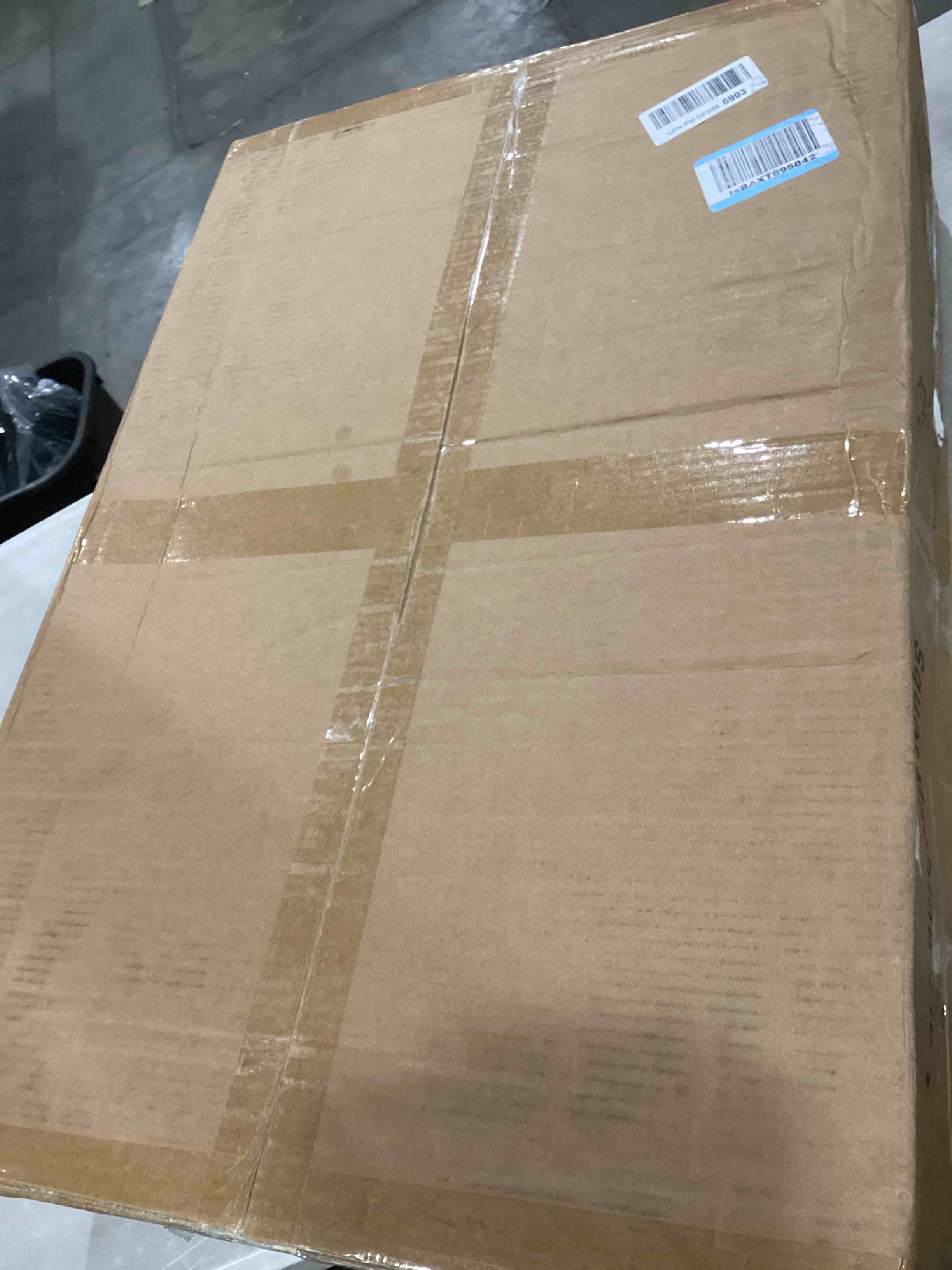 https://s3.amazonaws.com/lotting-images-prod/bidfta/YEL6803711_1736884273340.jpeg