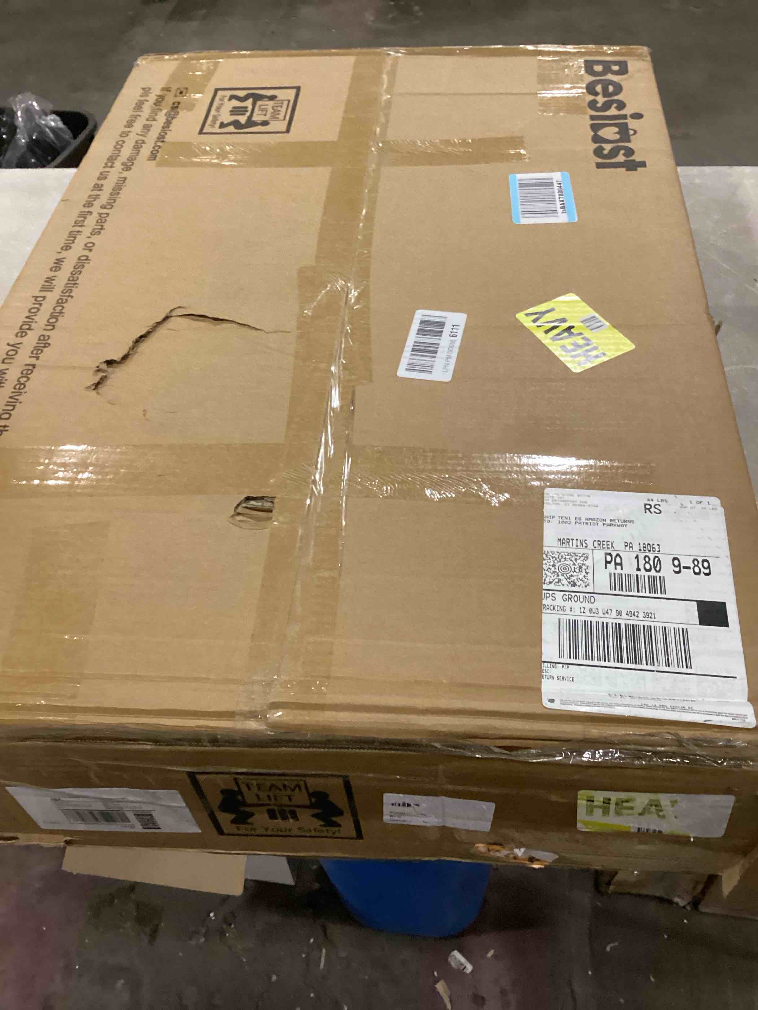 https://s3.amazonaws.com/lotting-images-prod/bidfta/YEL6803750_1736945394803.jpeg