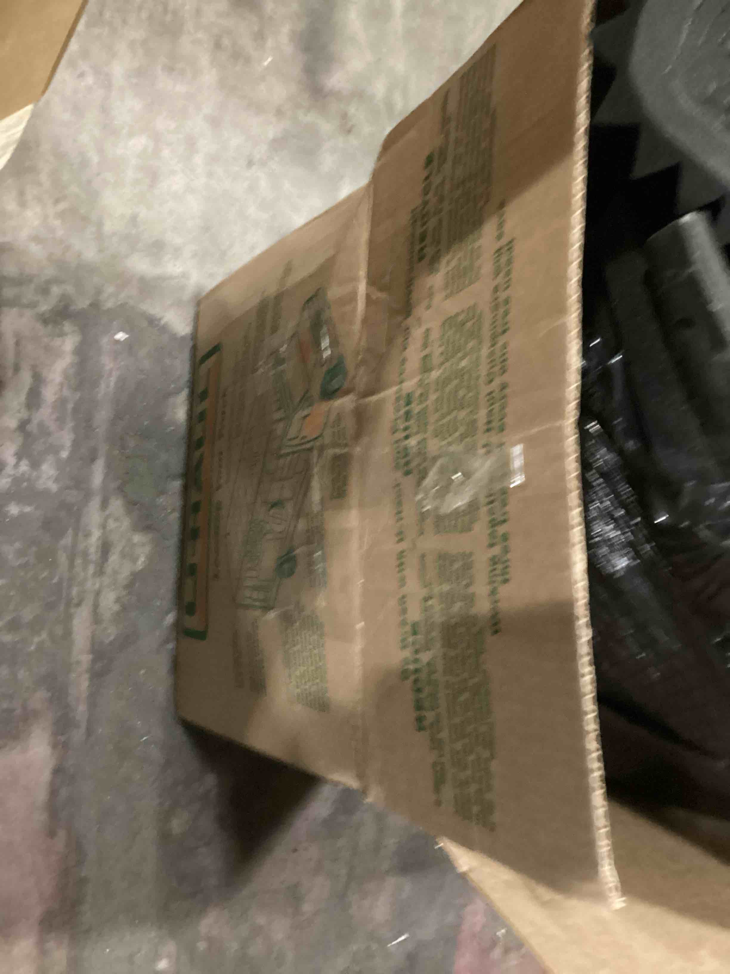 https://s3.amazonaws.com/lotting-images-prod/bidfta/YEL6803911_1736969121245.jpeg