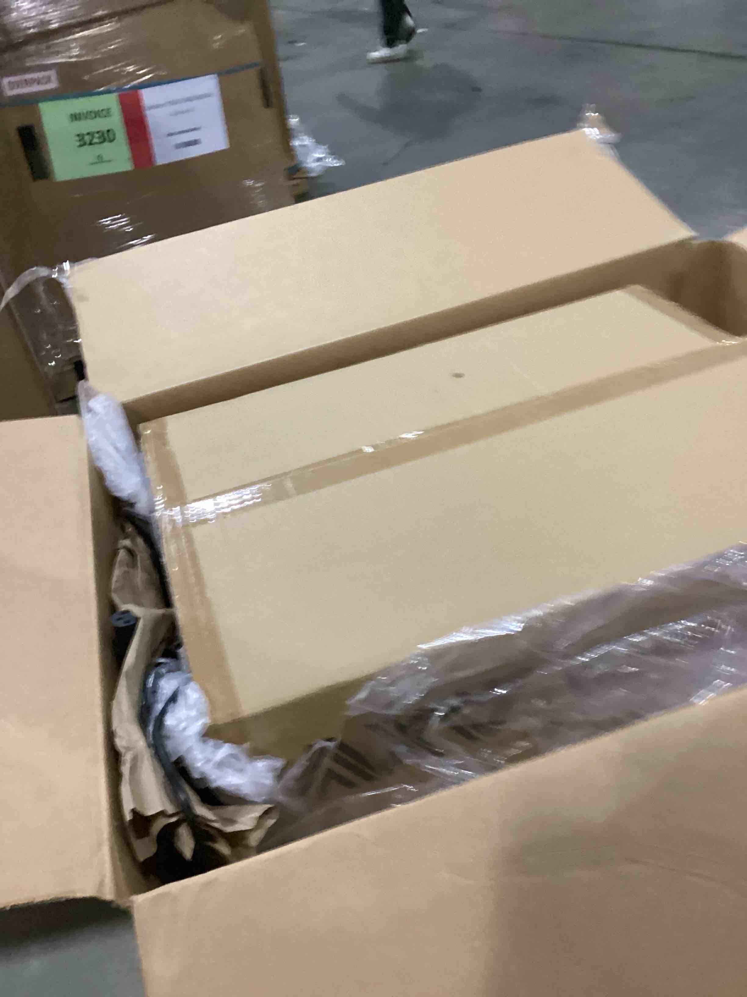 https://s3.amazonaws.com/lotting-images-prod/bidfta/YEL6804367_1738777297688.jpeg
