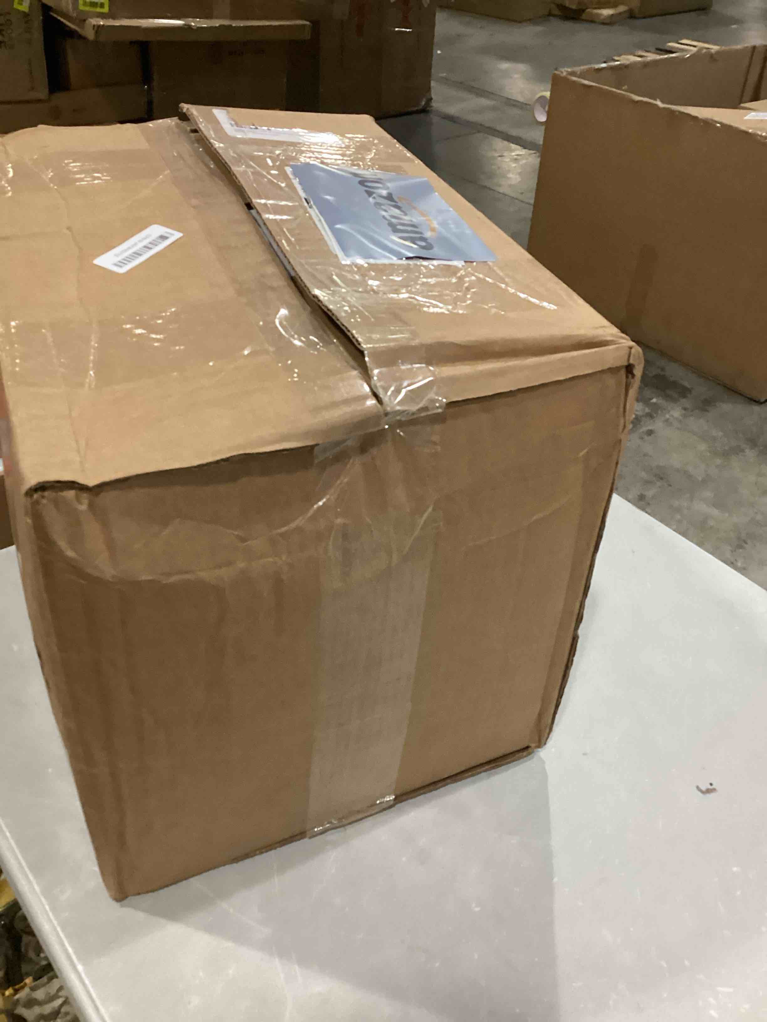 https://s3.amazonaws.com/lotting-images-prod/bidfta/YEL6804504_1738075459090.jpeg