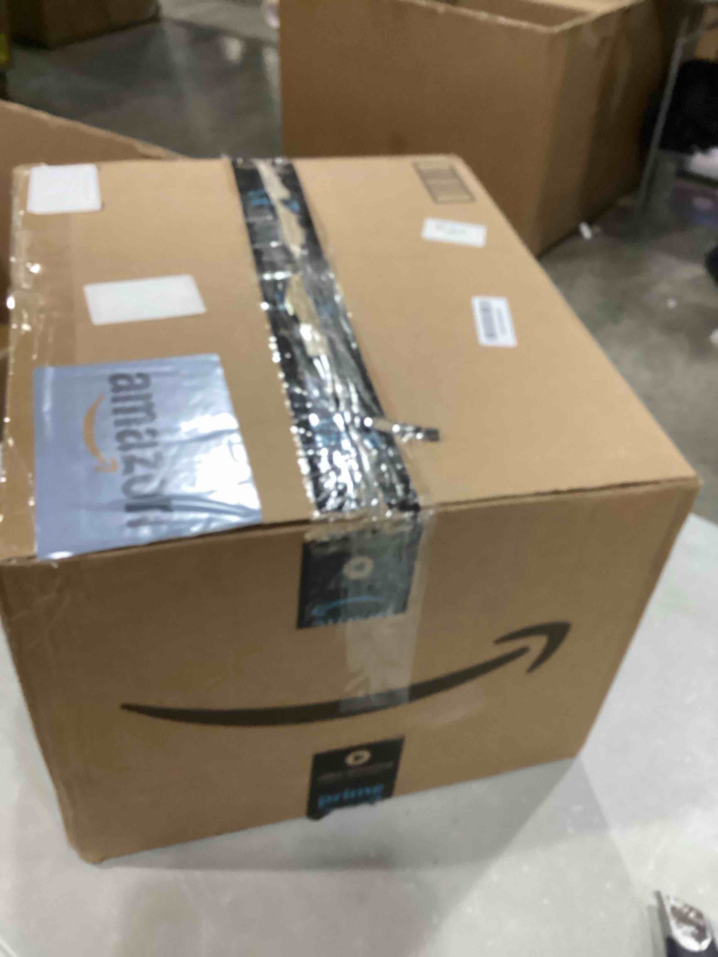 https://s3.amazonaws.com/lotting-images-prod/bidfta/YEL6804505_1738075569776.jpeg