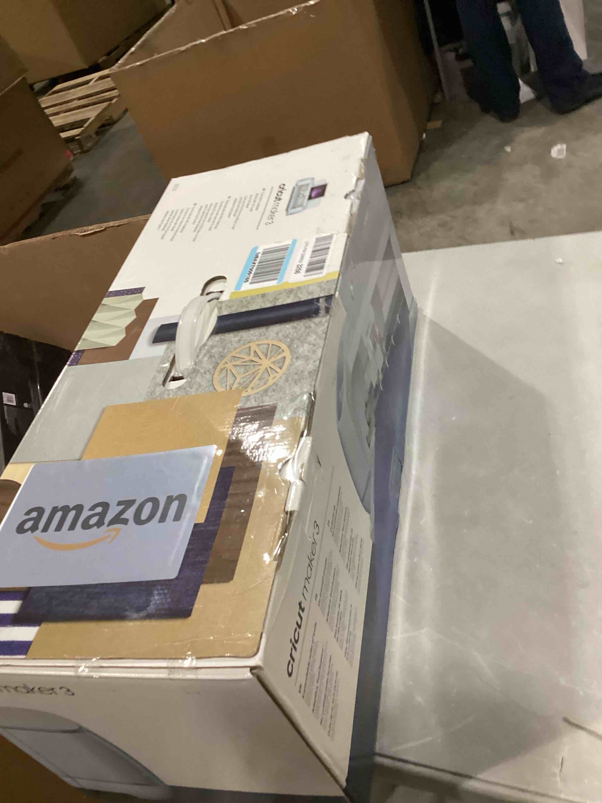 https://s3.amazonaws.com/lotting-images-prod/bidfta/YEL6804578_1738088668936.jpeg