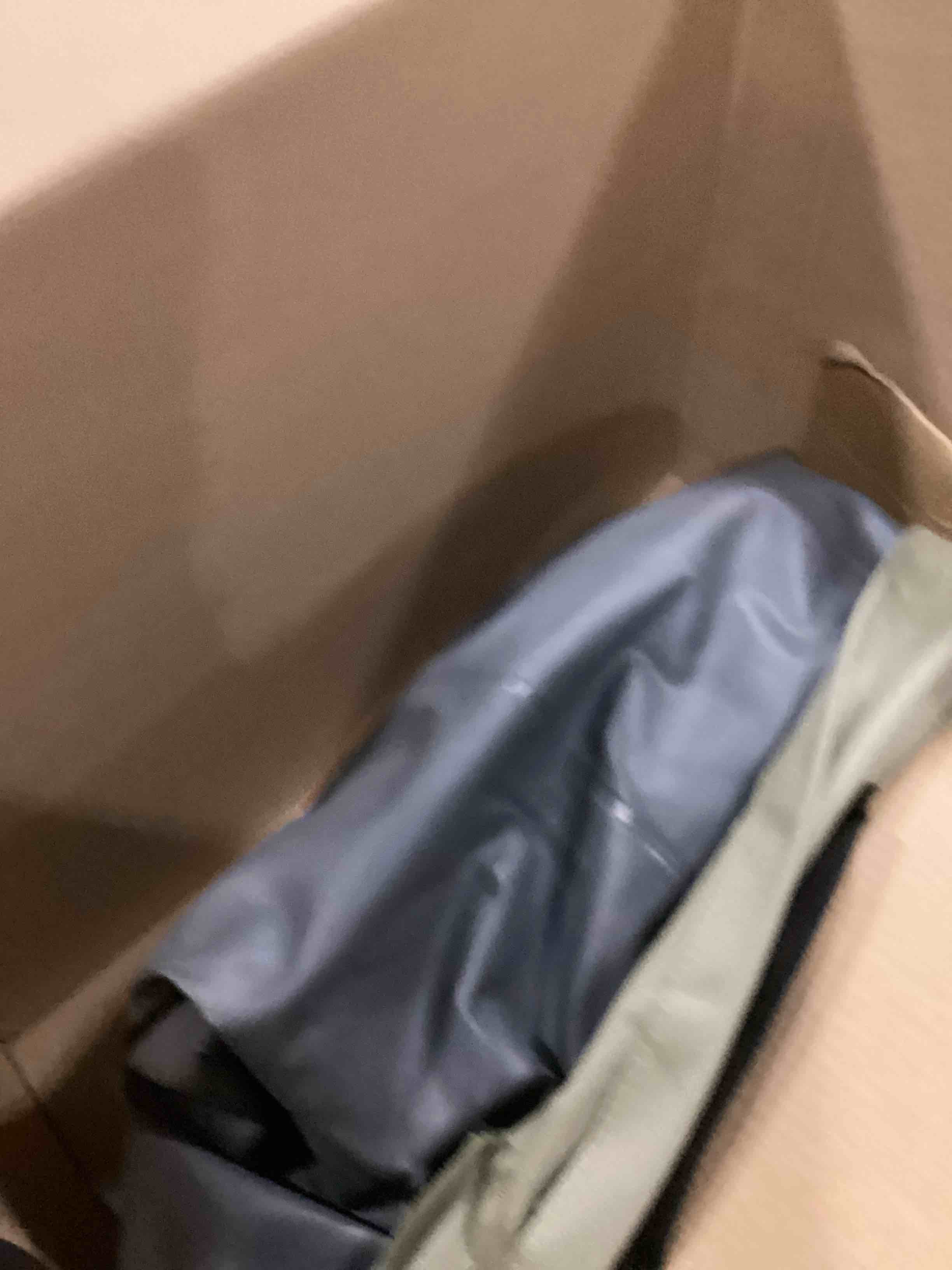 https://s3.amazonaws.com/lotting-images-prod/bidfta/YEL6804613_1738159307986.jpeg