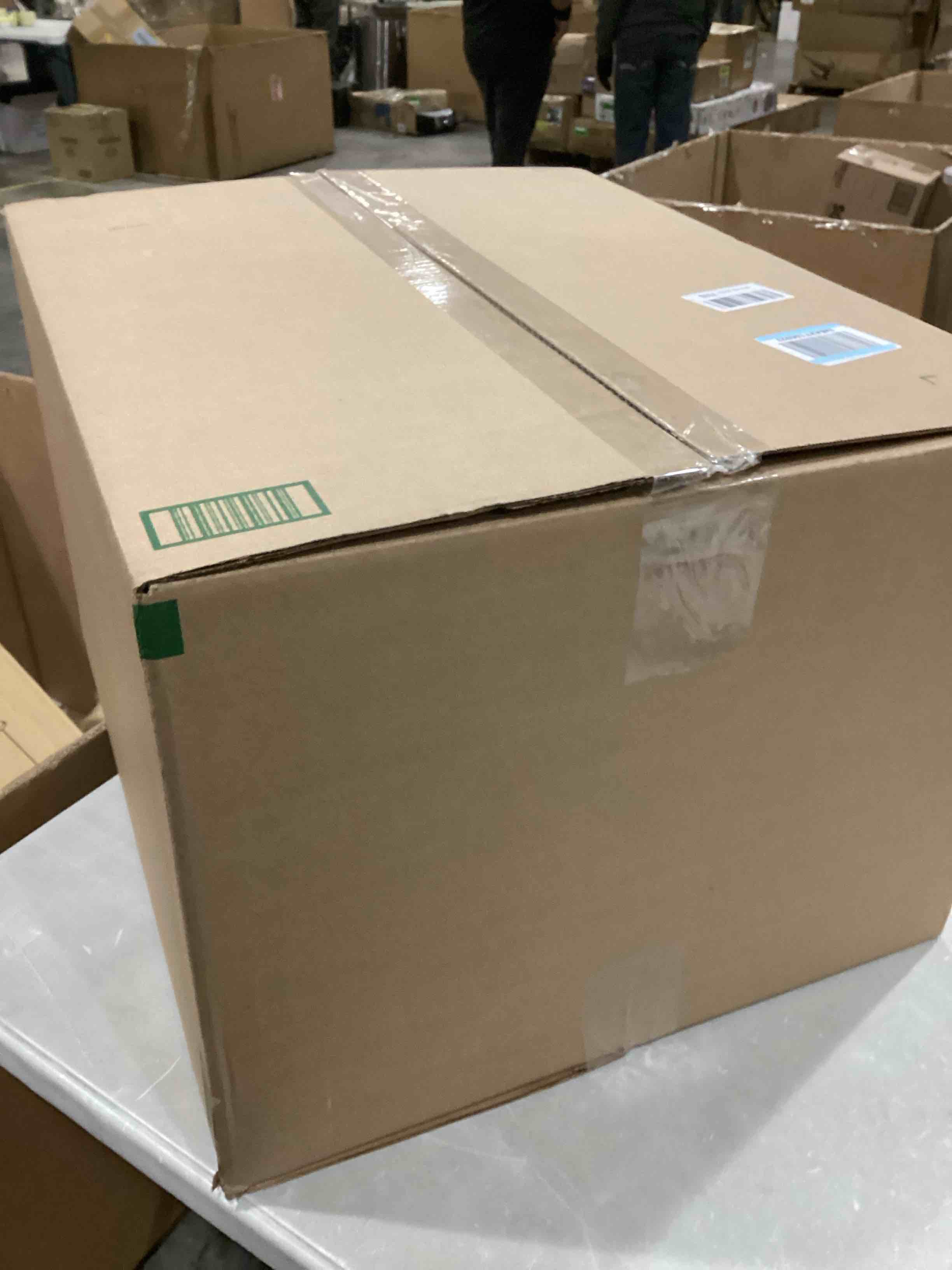 https://s3.amazonaws.com/lotting-images-prod/bidfta/YEL6804702_1738247144004.jpeg