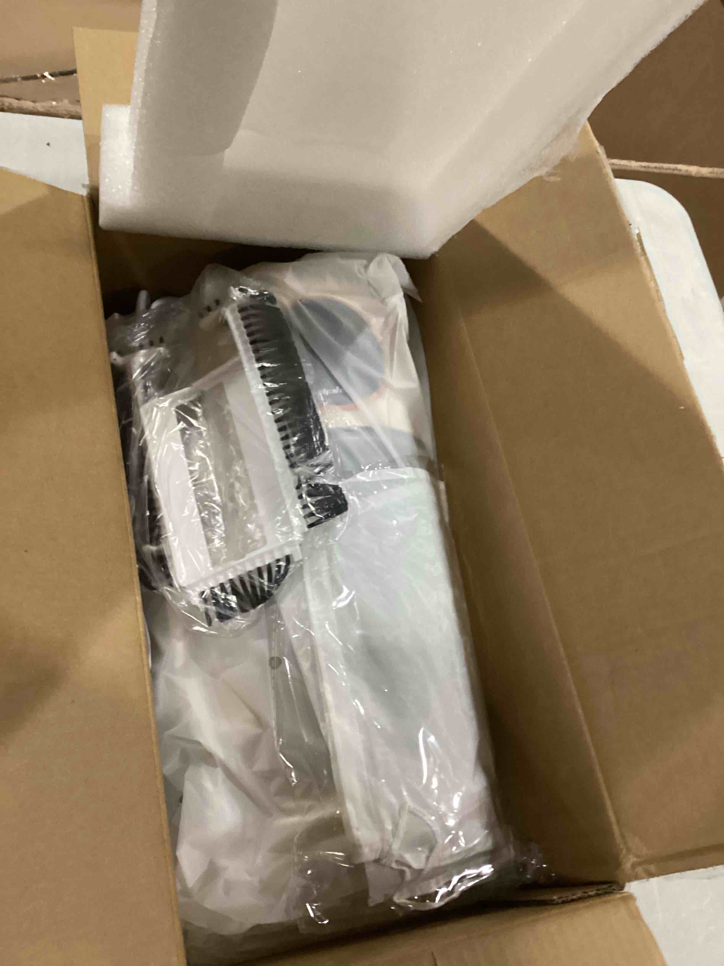 https://s3.amazonaws.com/lotting-images-prod/bidfta/YEL6804738_1738253856538.jpeg