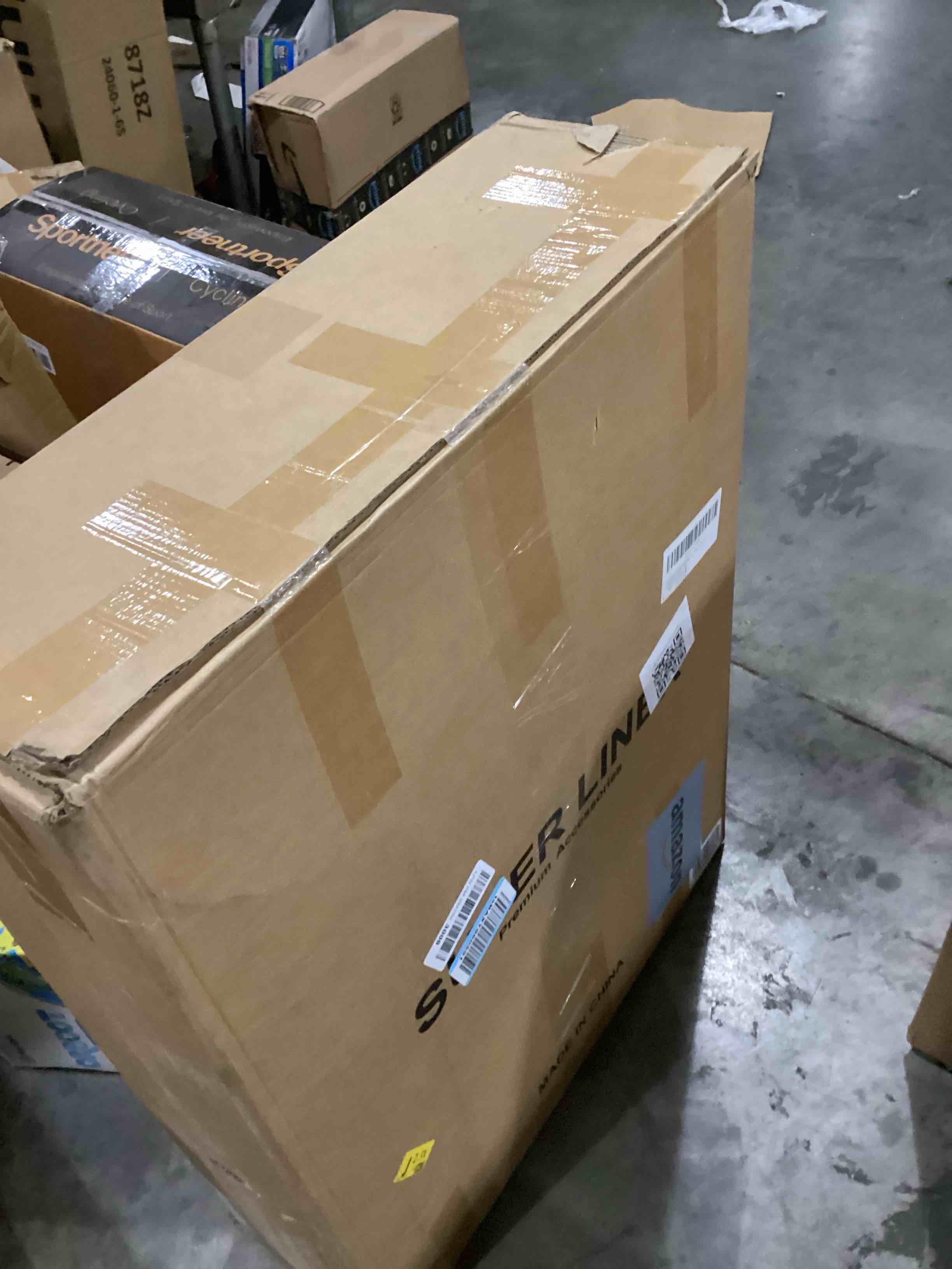 https://s3.amazonaws.com/lotting-images-prod/bidfta/YEL6804751_1738259952910.jpeg