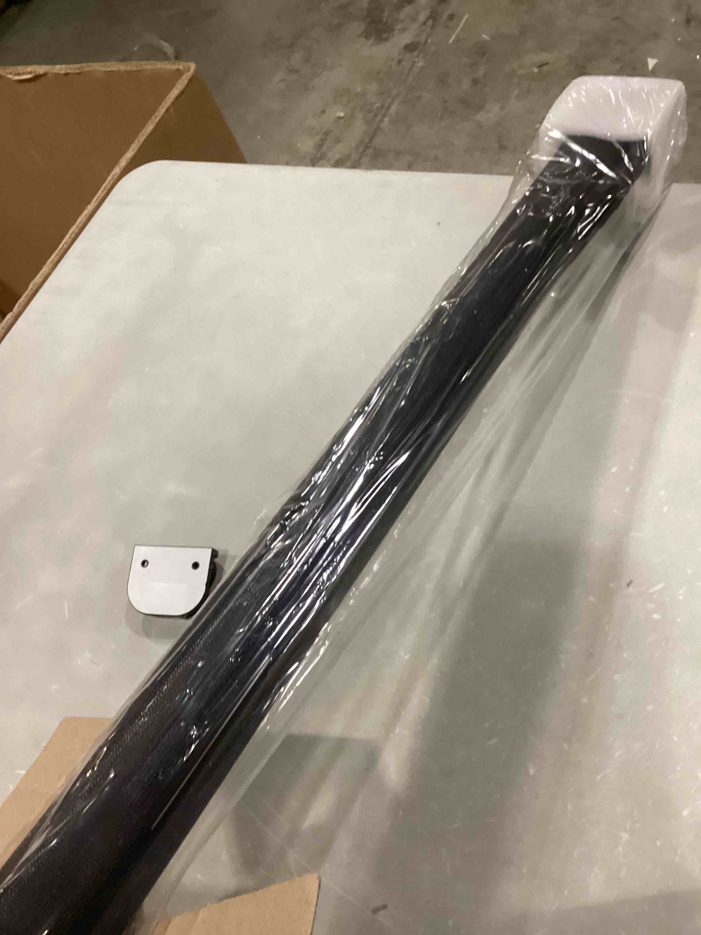 https://s3.amazonaws.com/lotting-images-prod/bidfta/YEL6804772_1738261223071.jpeg