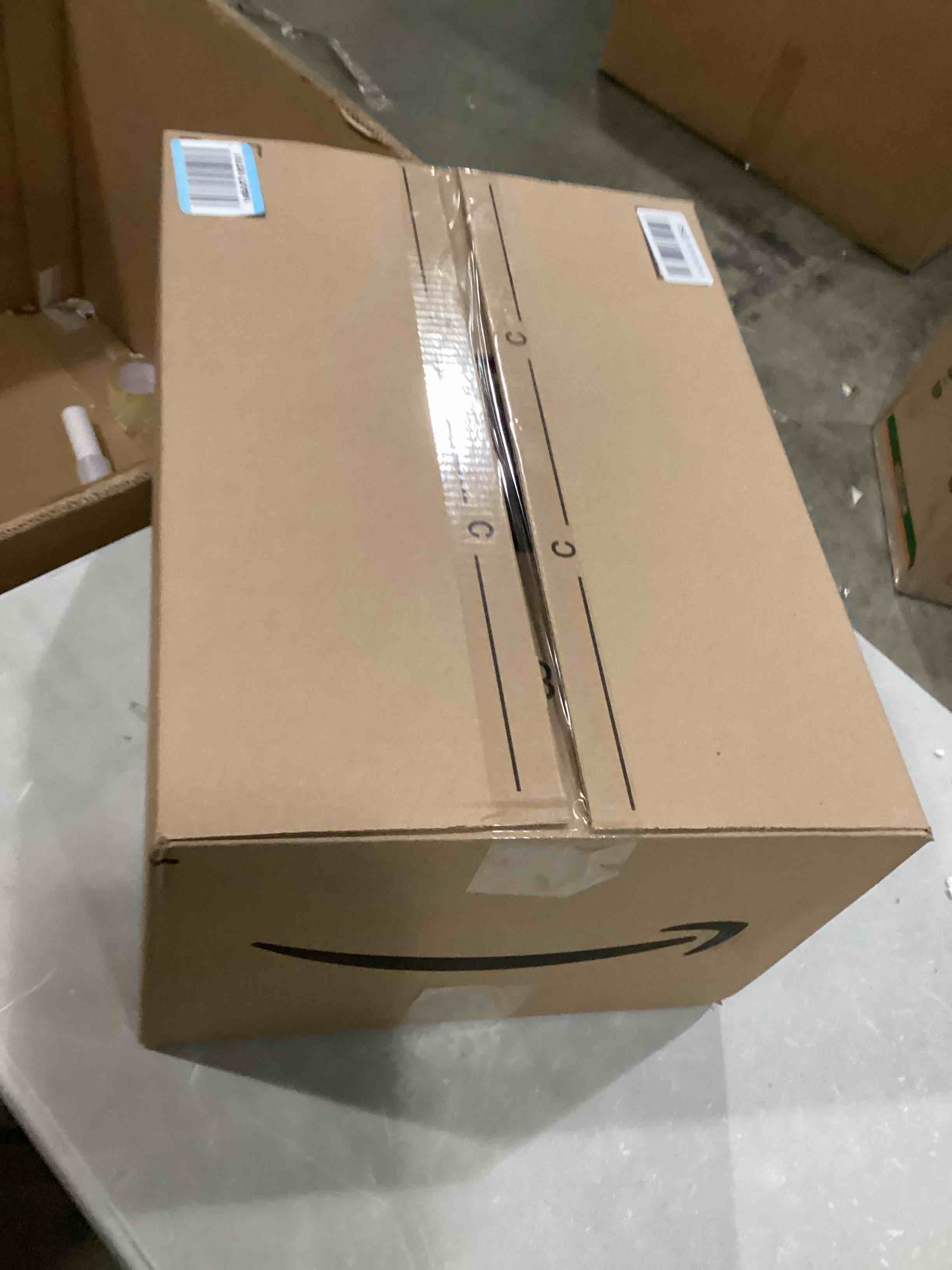 https://s3.amazonaws.com/lotting-images-prod/bidfta/YEL6804780_1738265139436.jpeg