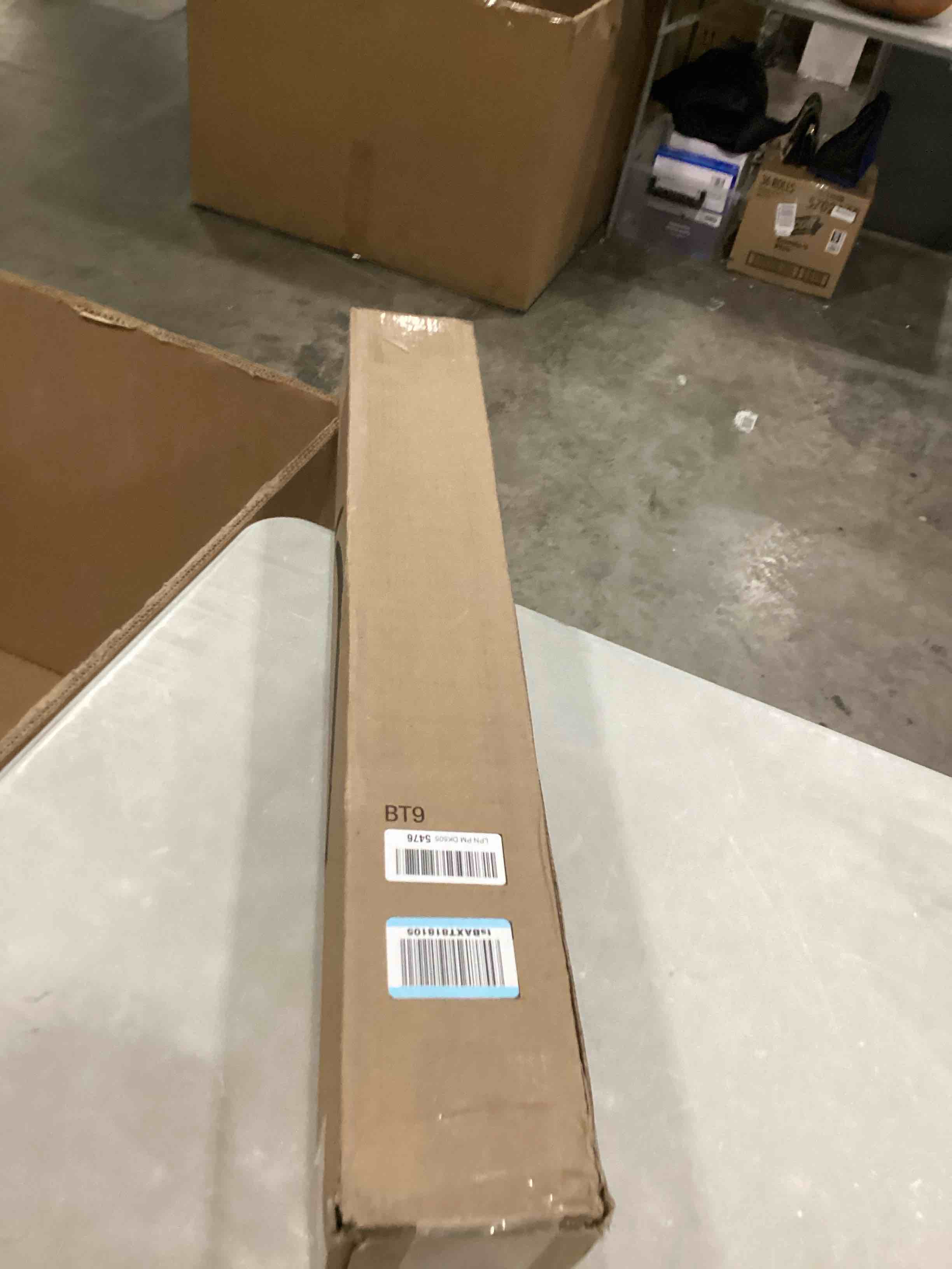 https://s3.amazonaws.com/lotting-images-prod/bidfta/YEL6804847_1738338415565.jpeg