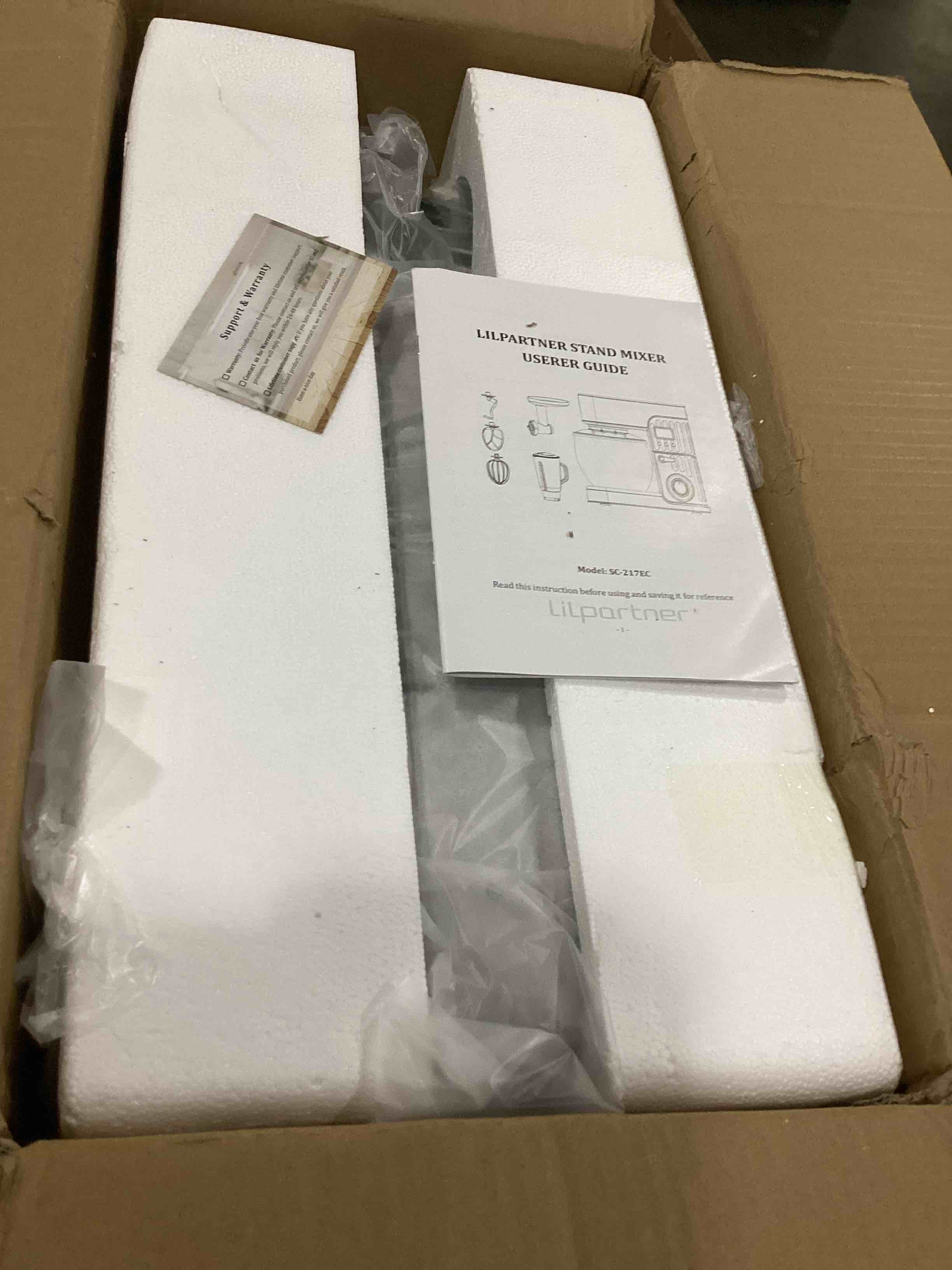 https://s3.amazonaws.com/lotting-images-prod/bidfta/YEL6804849_1738338595565.jpeg