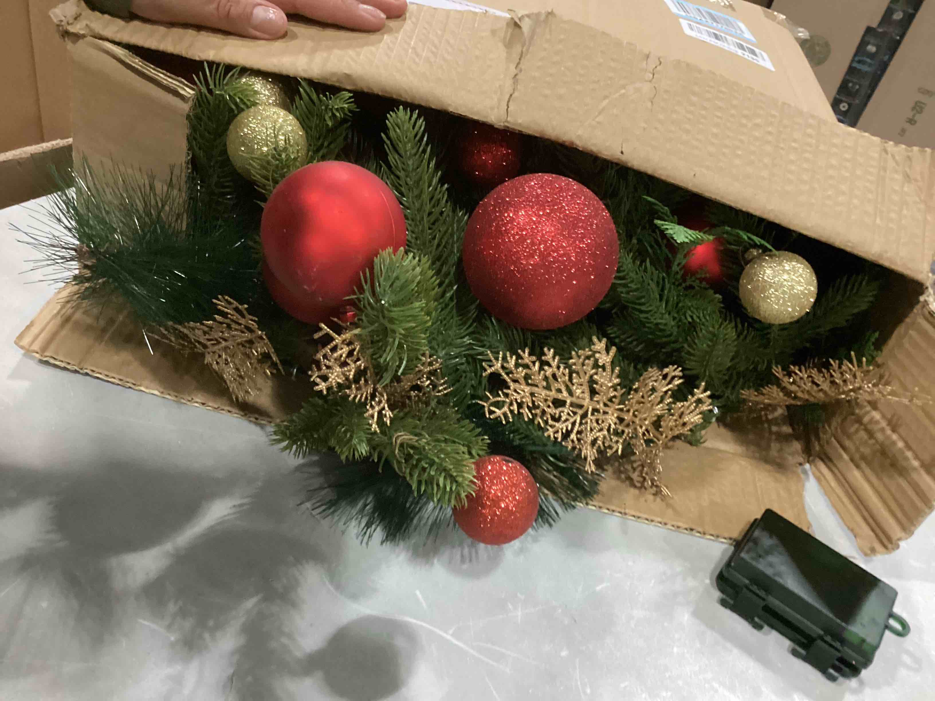 https://s3.amazonaws.com/lotting-images-prod/bidfta/YEL6804861_1738337897212.jpeg